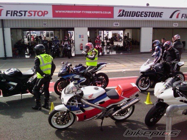 Photo 2084701