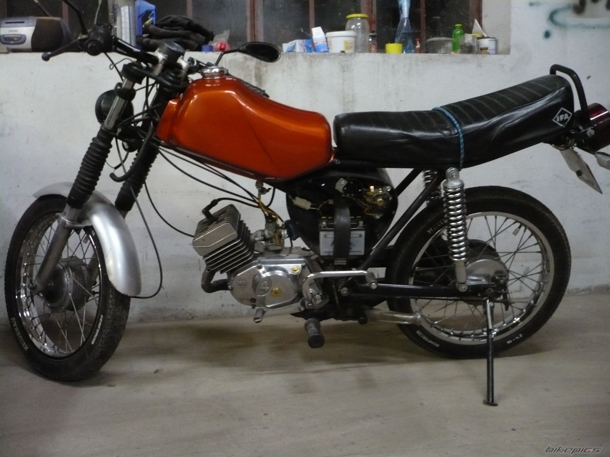 Photo 2085476
