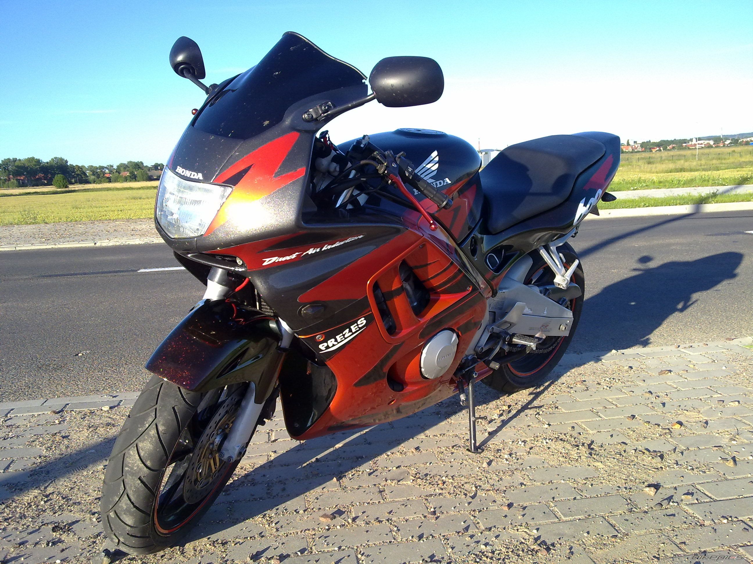 Photo 2085682