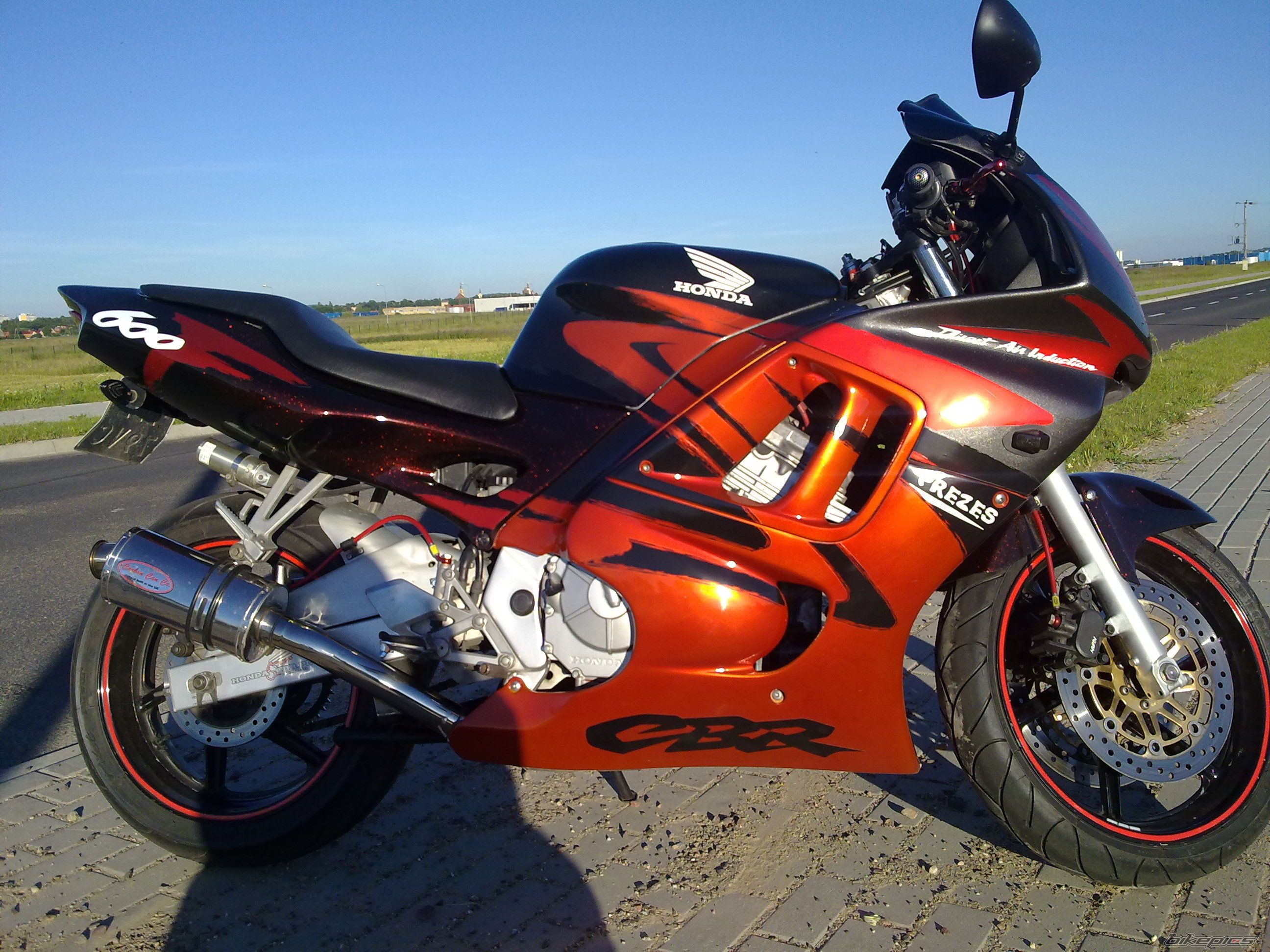 Photo 2085688