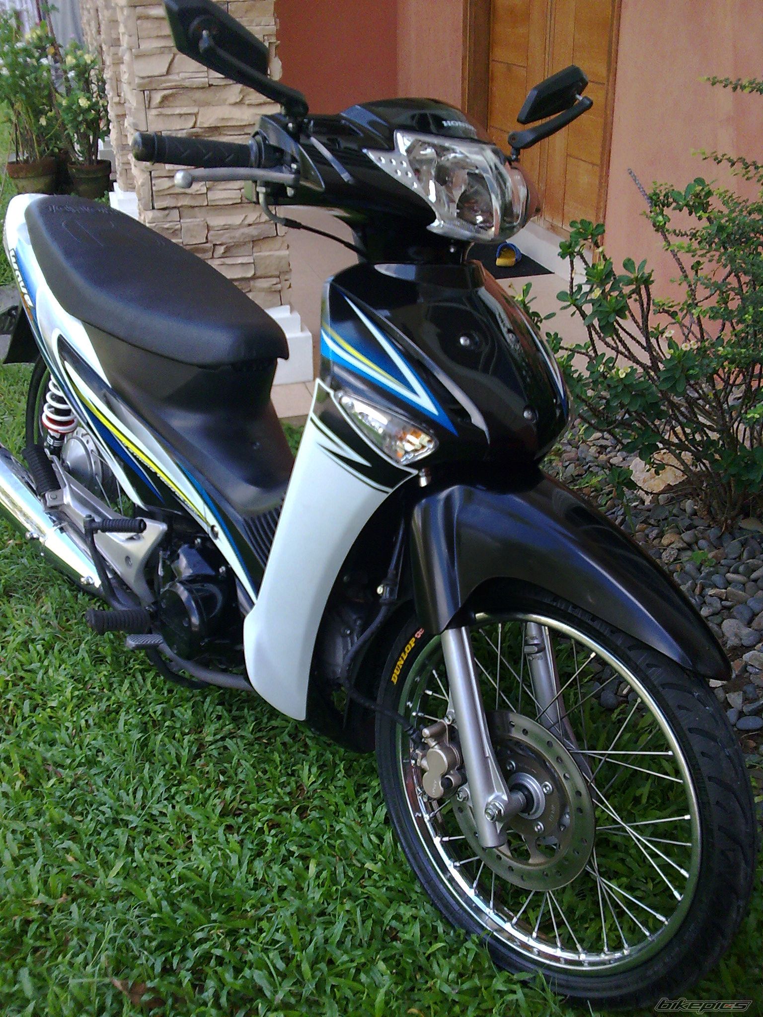 Photo 2085970