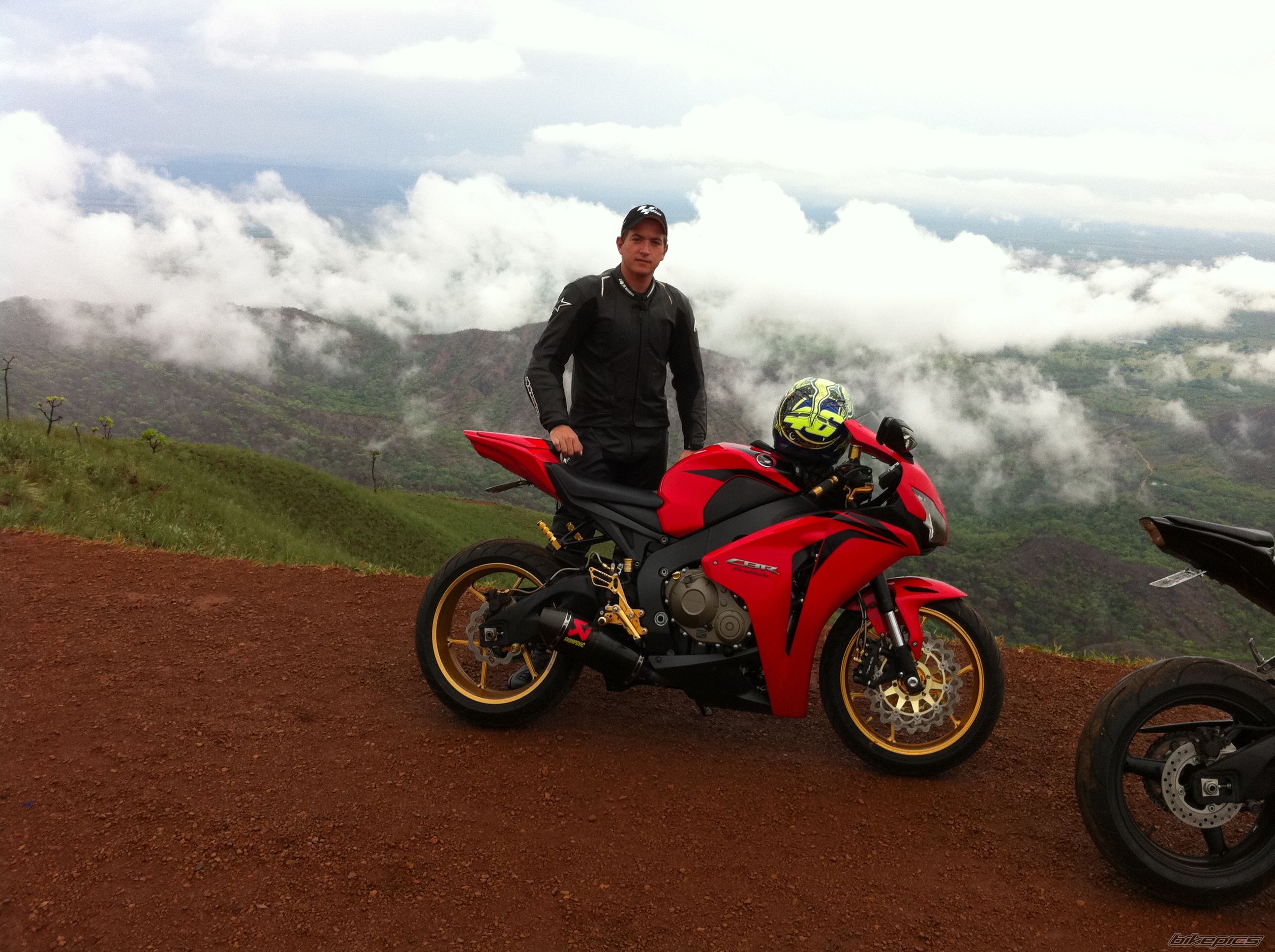 Bike Photo 2086950