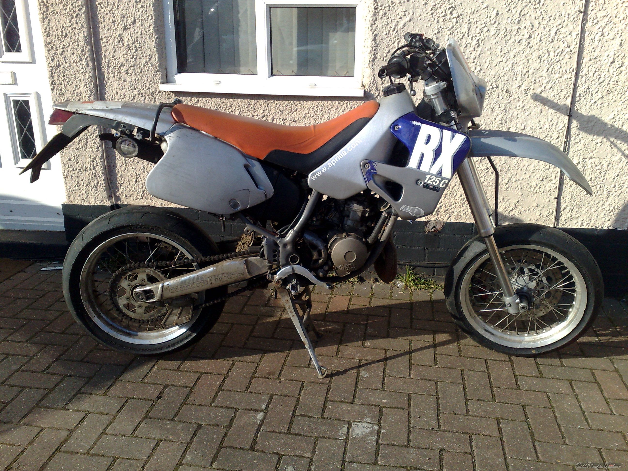 Photo 2087034