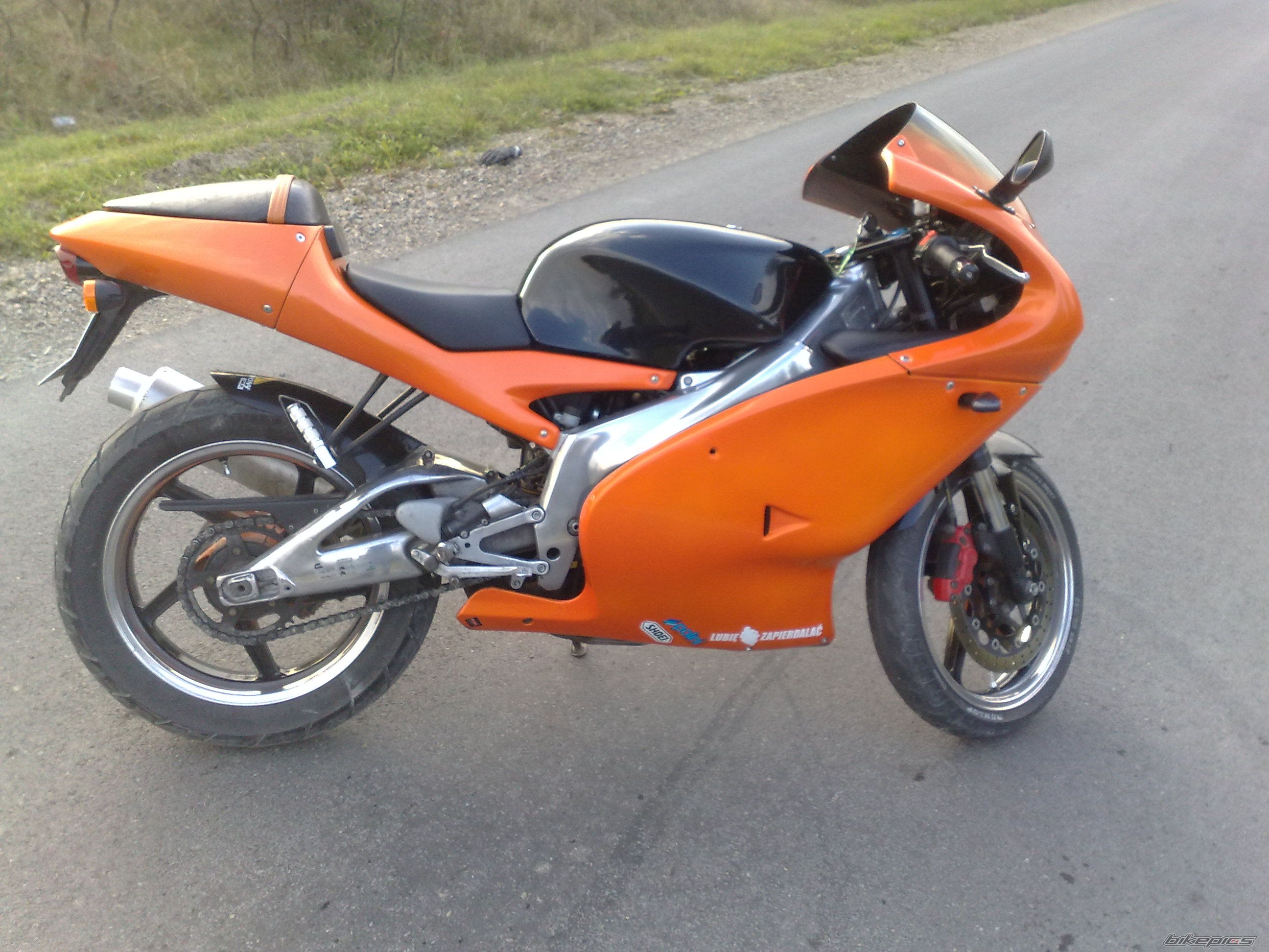 Photo 2087377