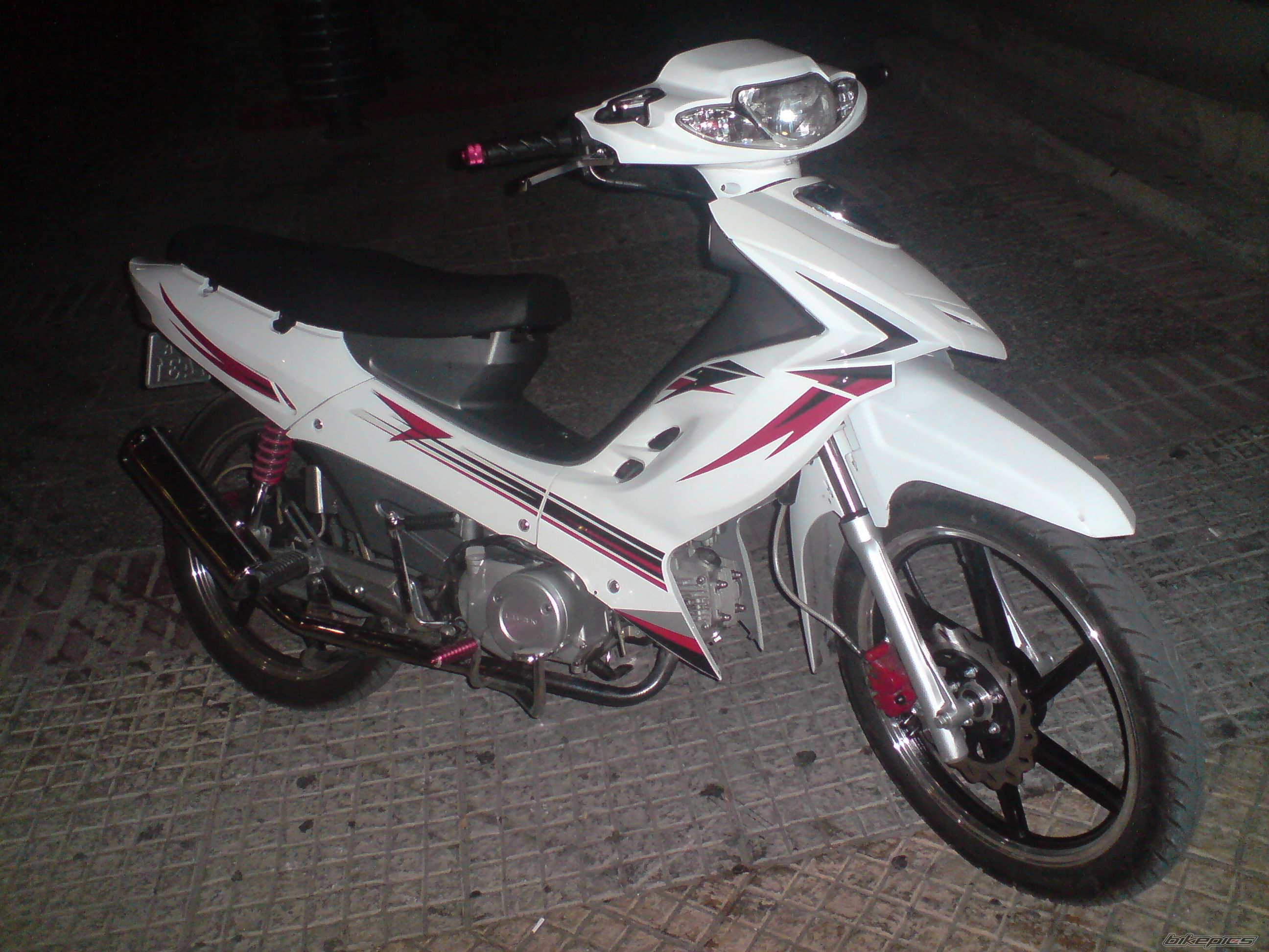 Photo 2087606