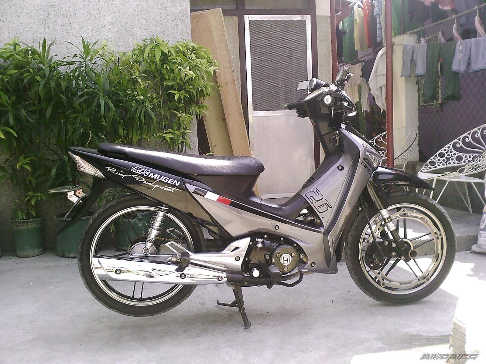 Photo 2087786