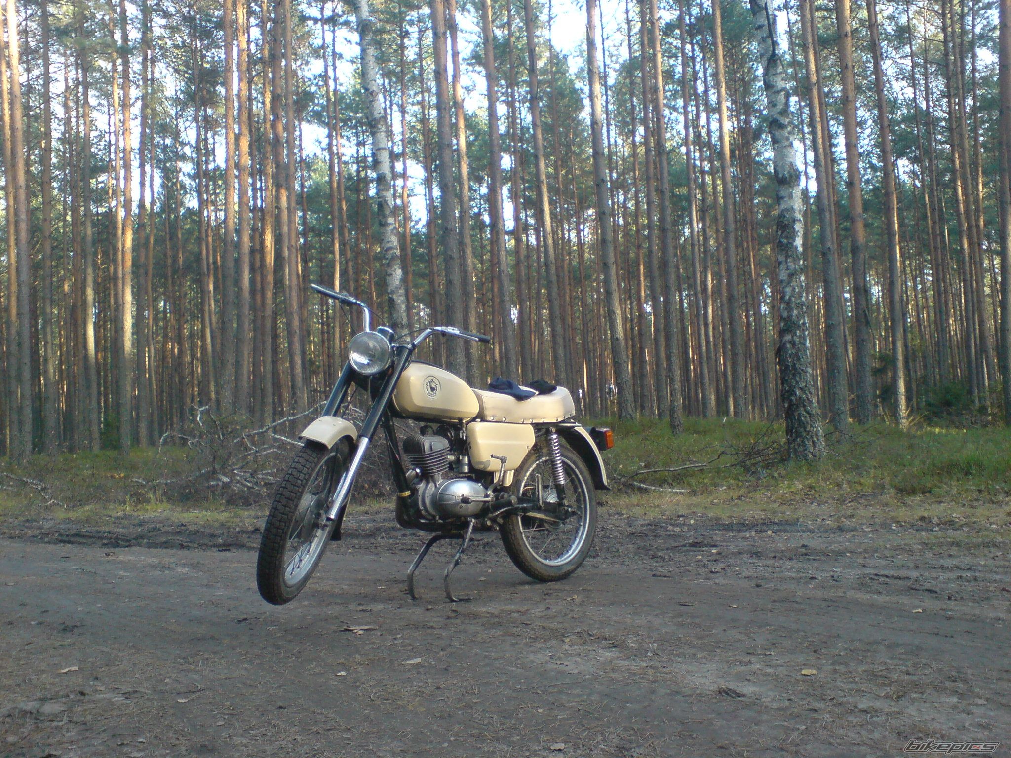Photo 2089954