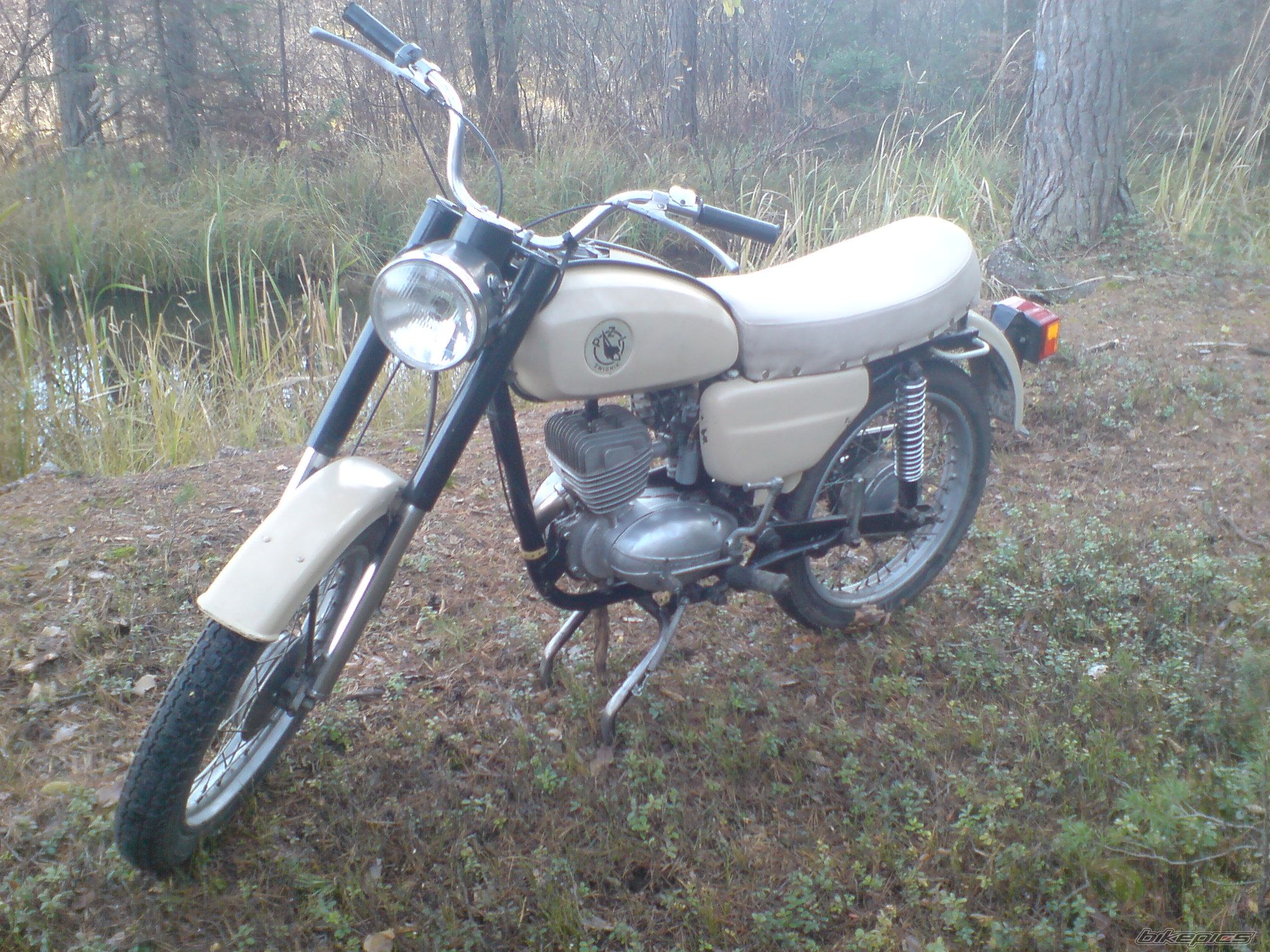 Photo 2089955