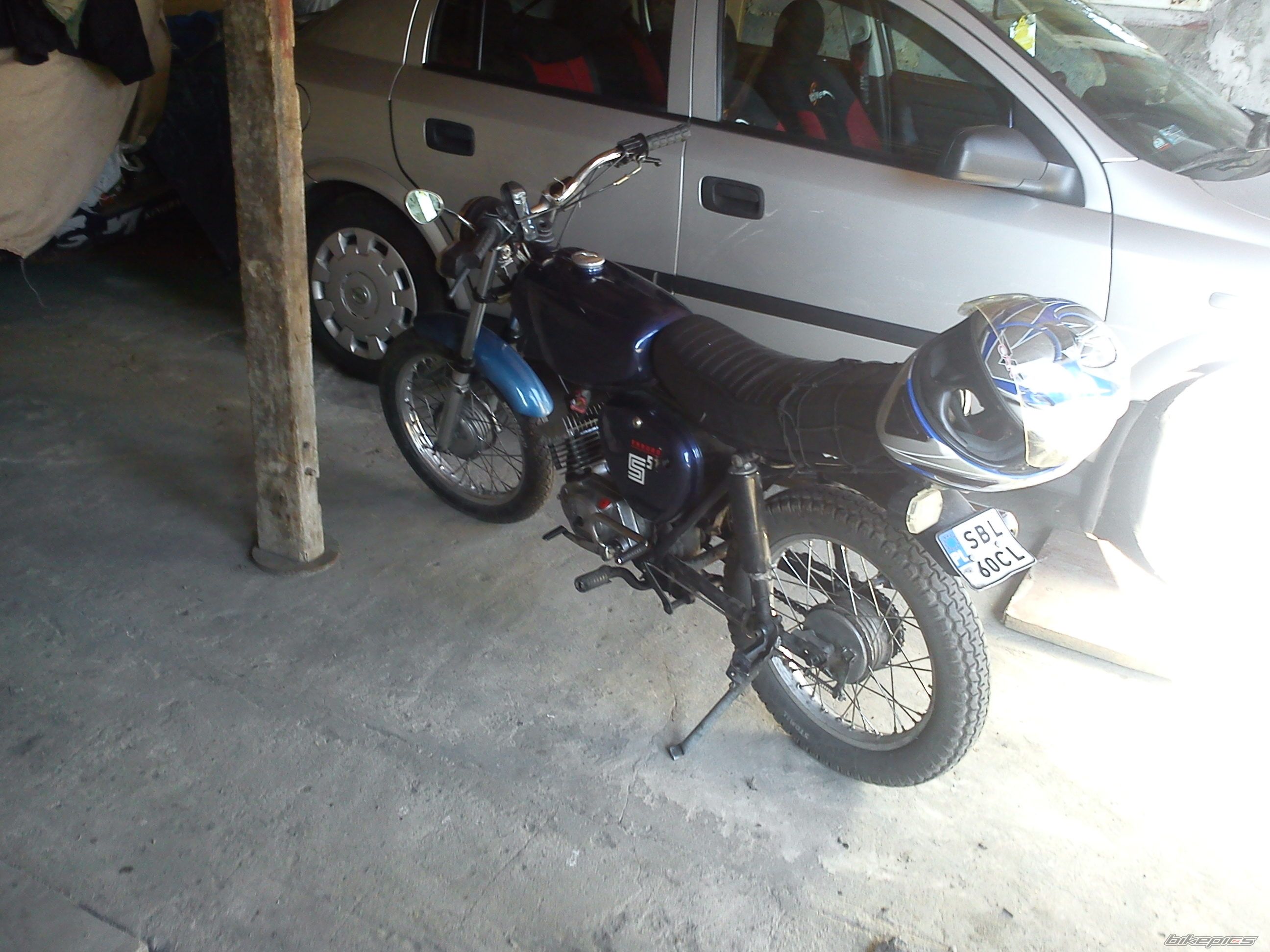 Photo 2090072