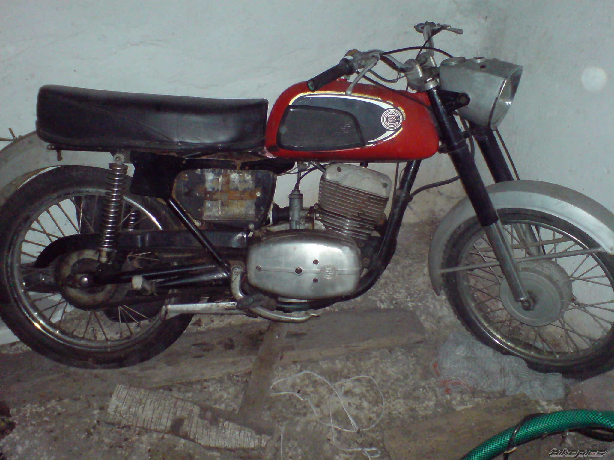 Photo 2092872
