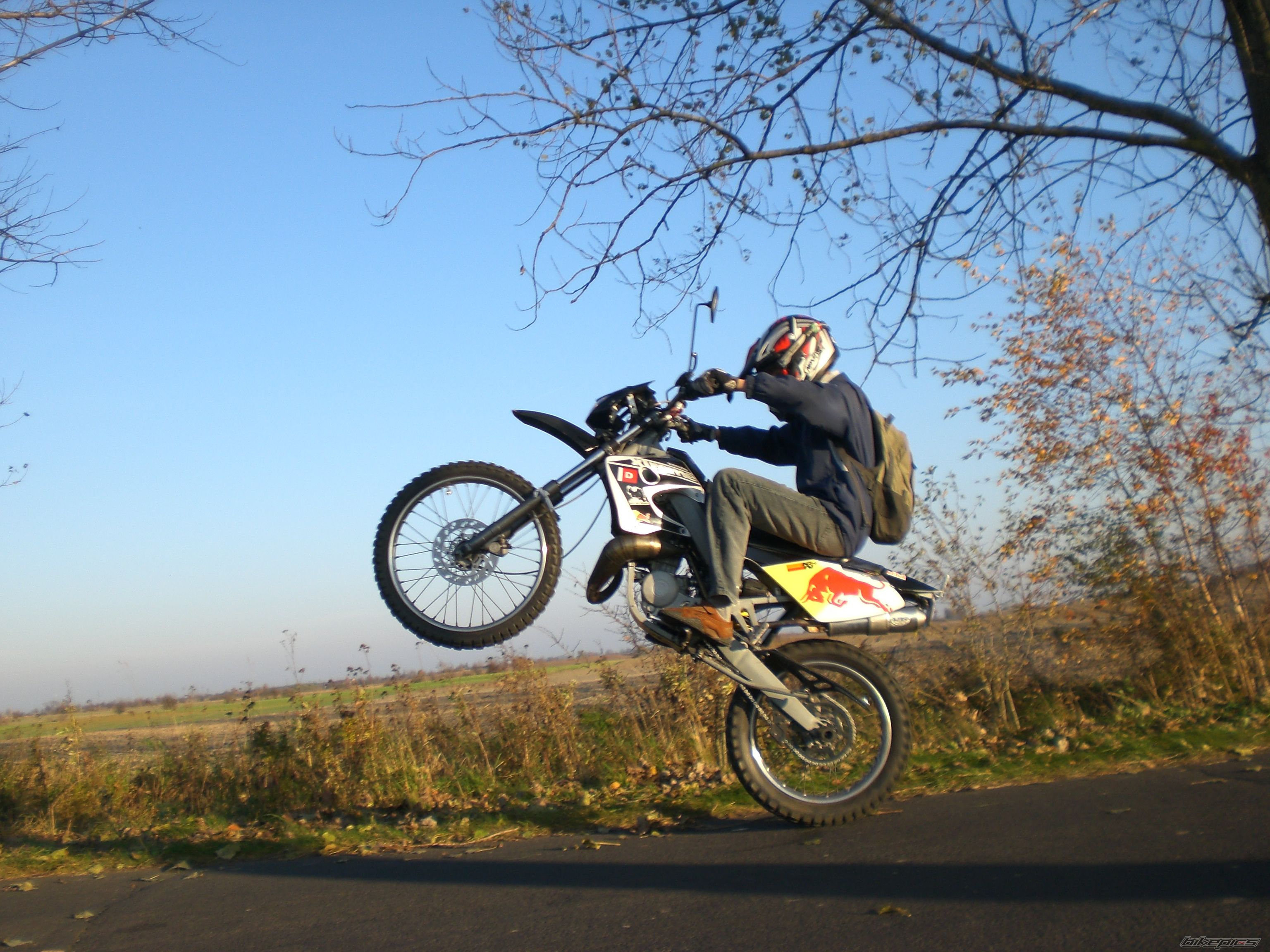 Photo 2092940