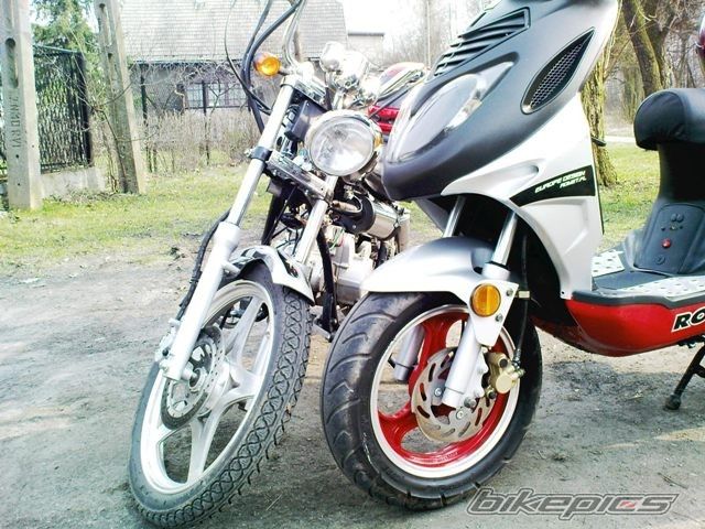 Photo 2093327