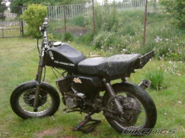 Photo 2093352