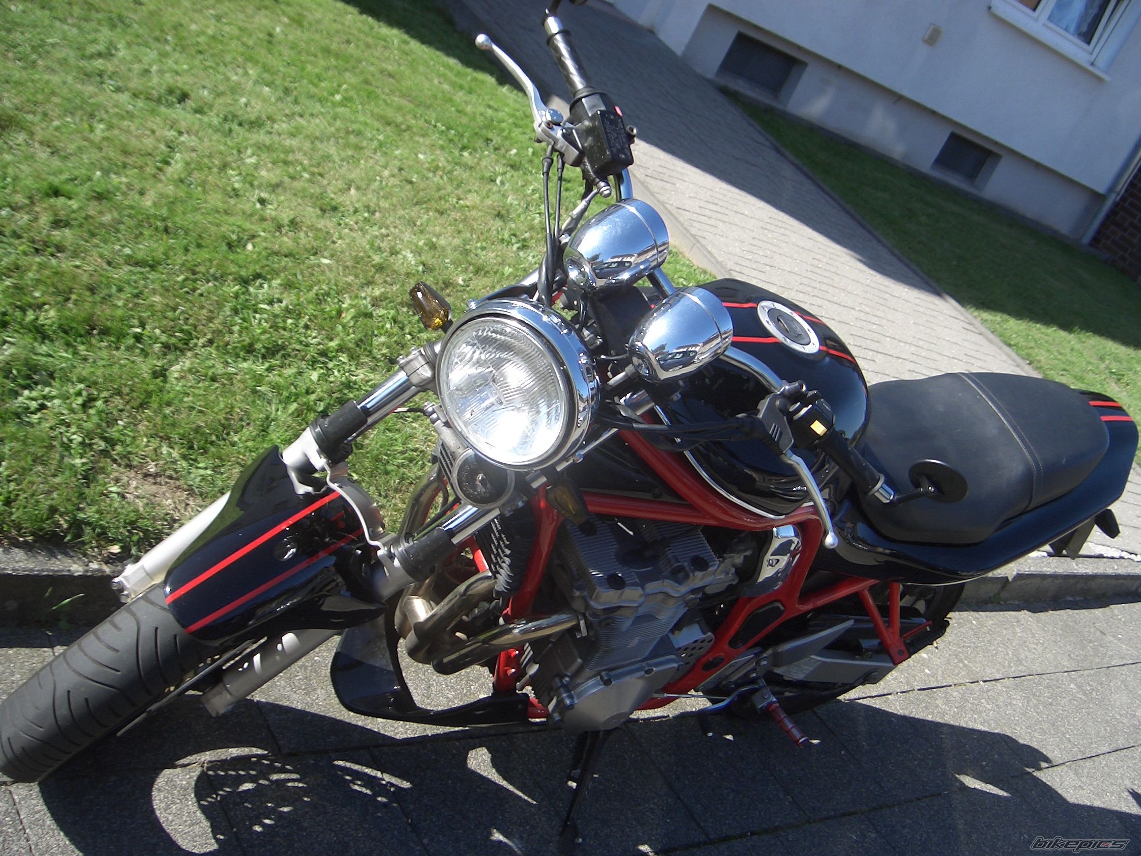 Photo 2093869