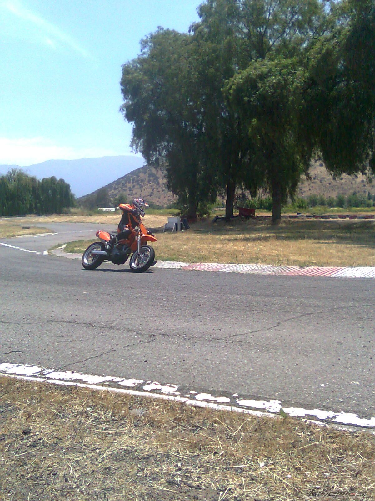 Photo 2093934