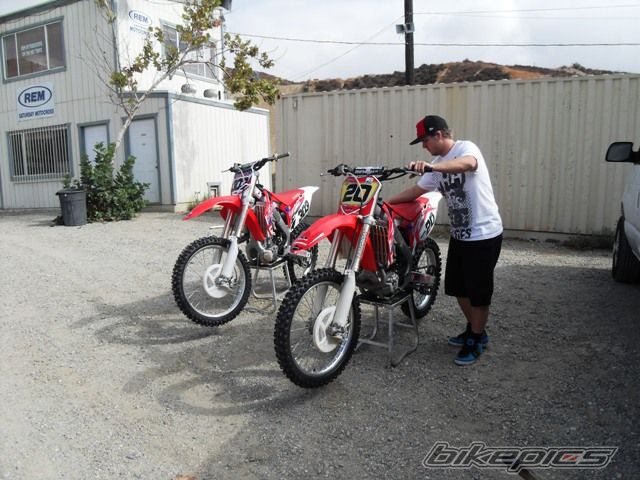 Photo 2095102