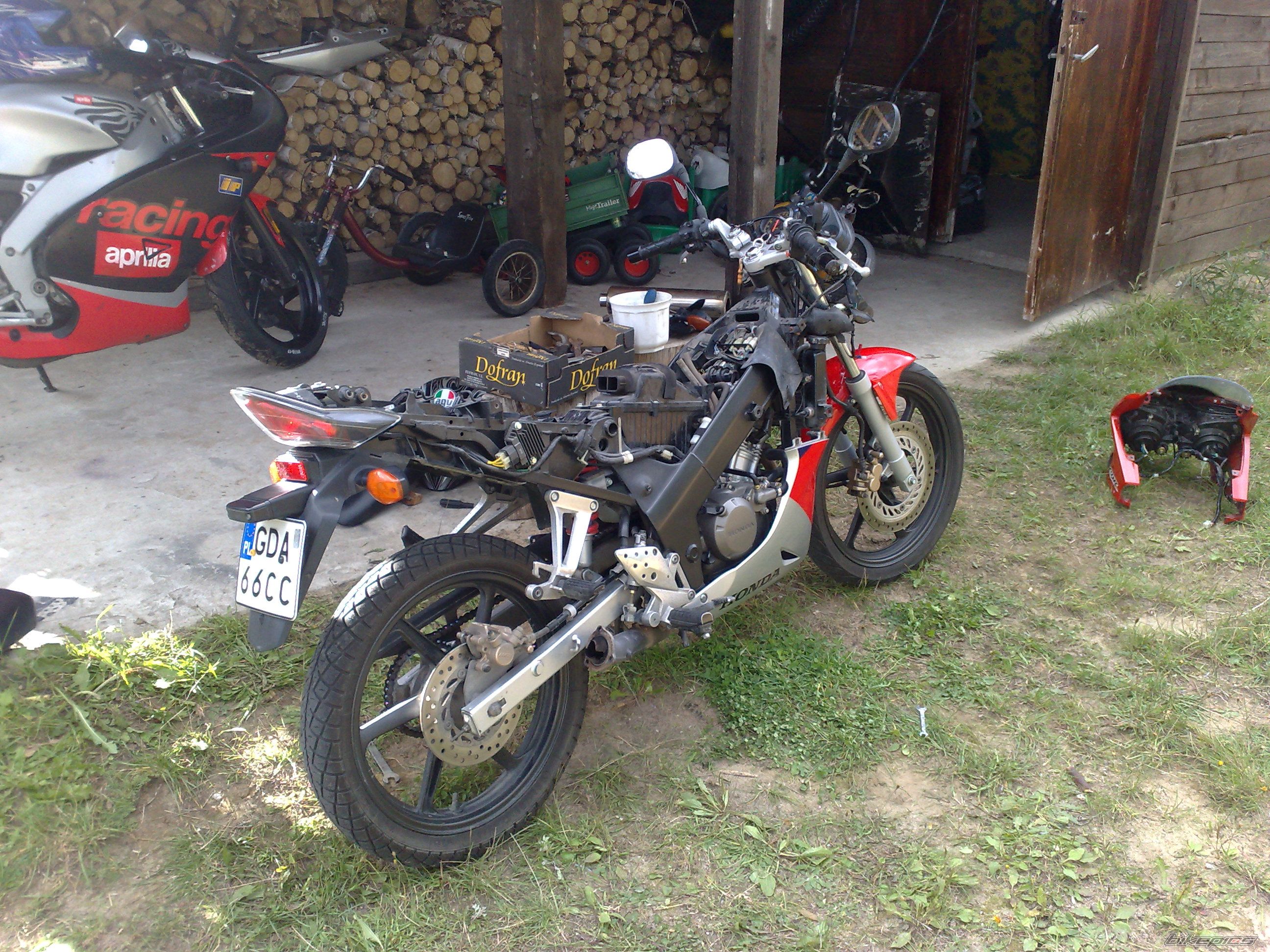 Photo 2095817
