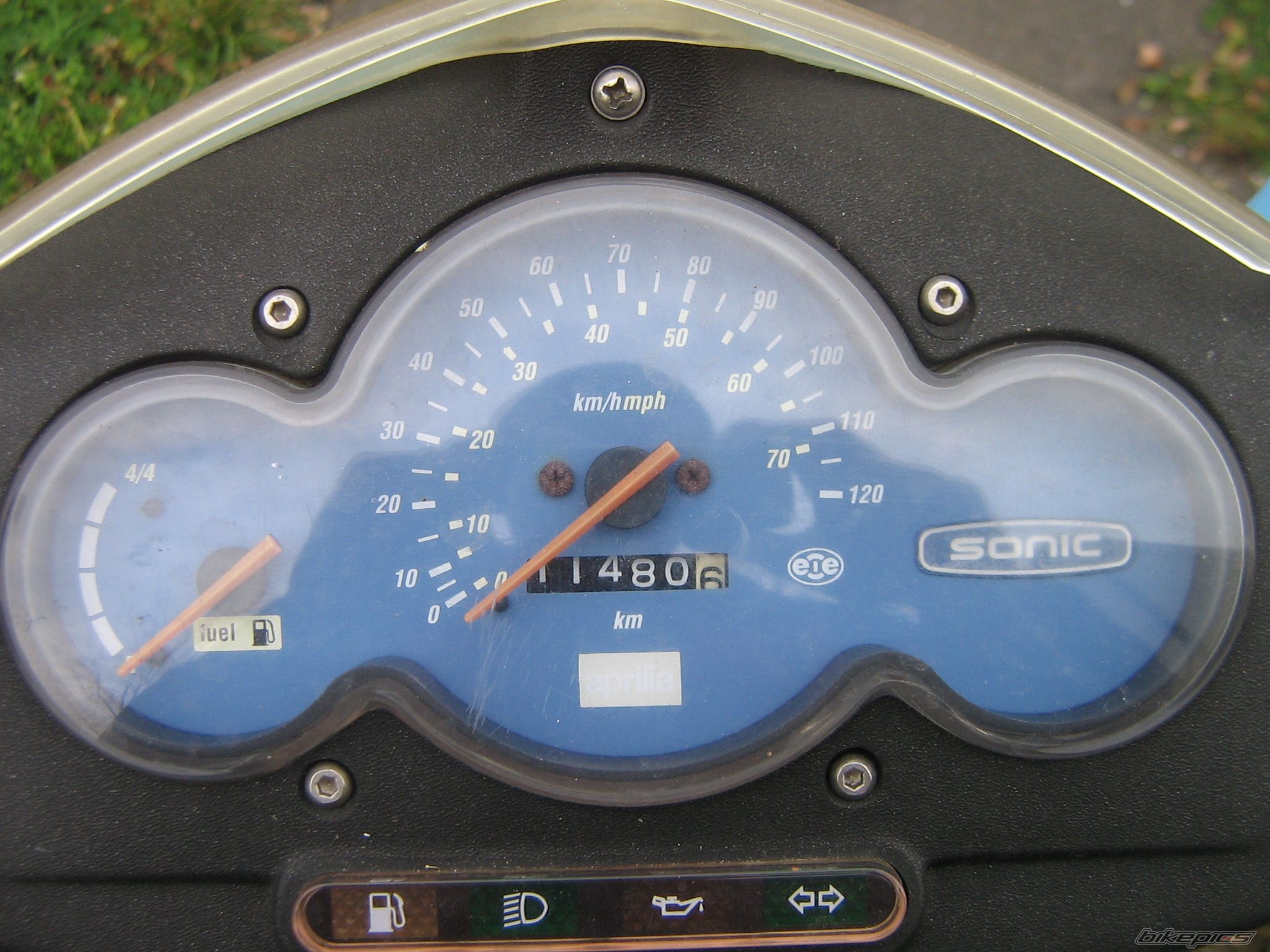 Photo 2095998