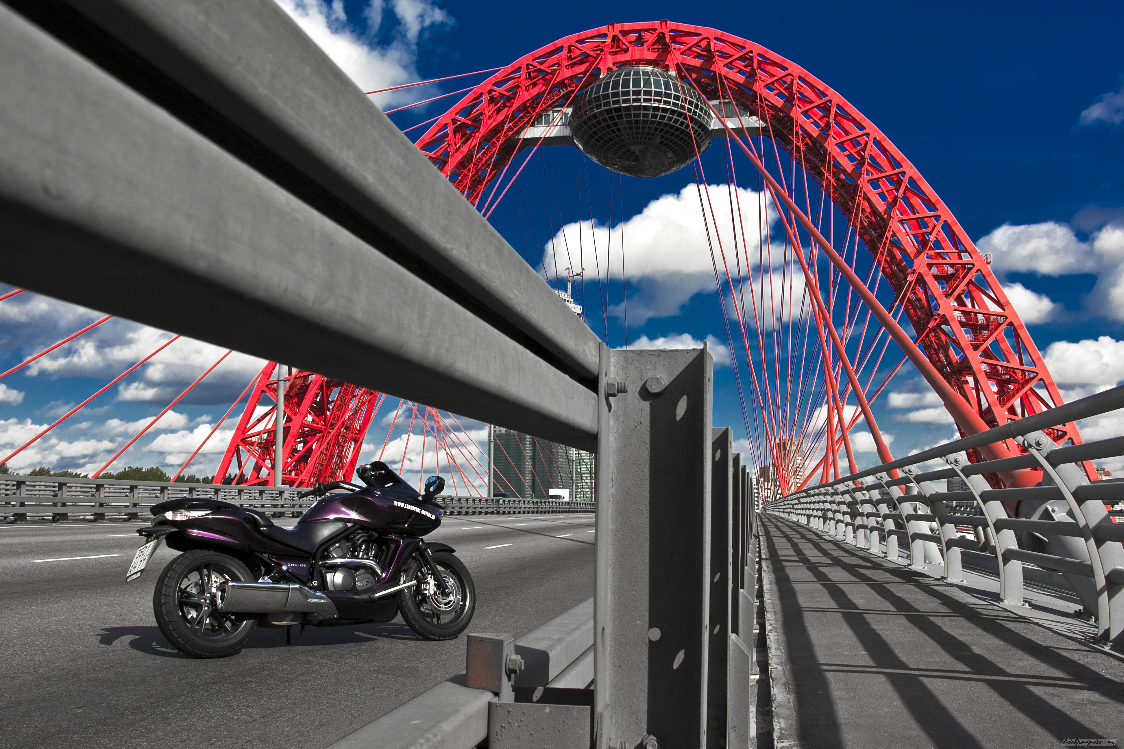 Bike Photo 2096005