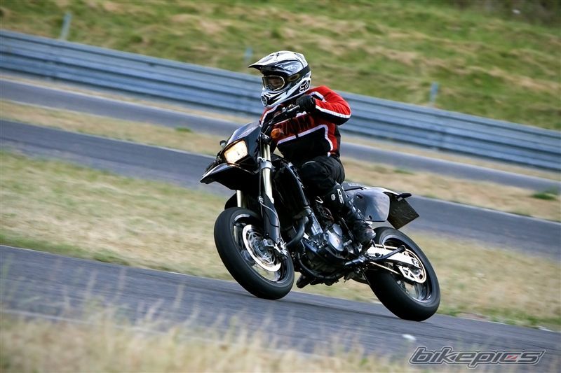 Photo 2096311