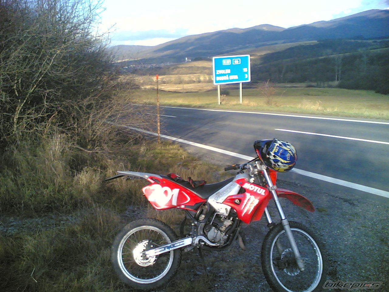 Photo 2096577