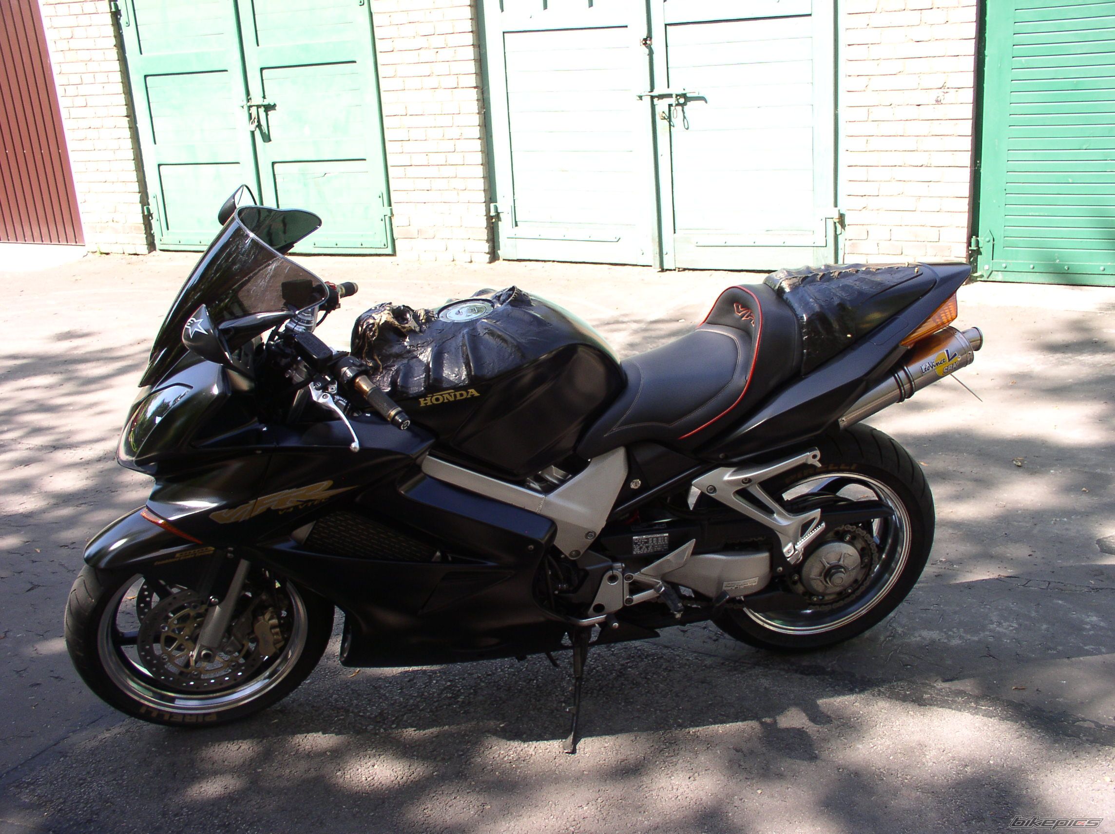 Photo 2096873