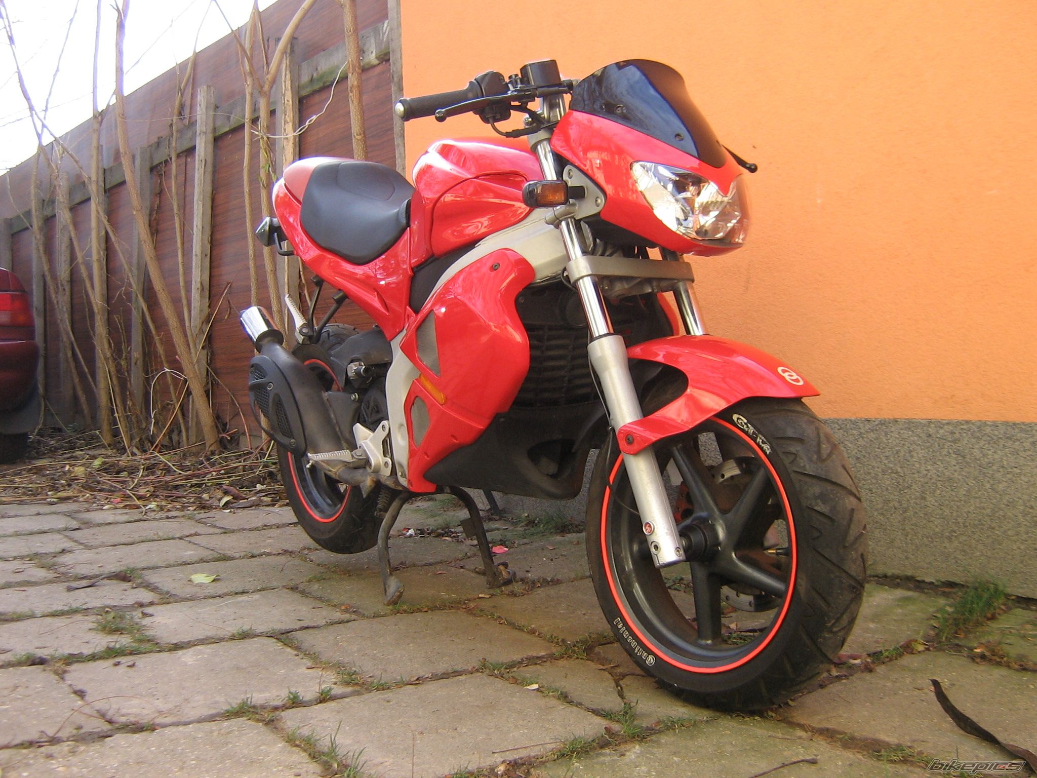 Photo 2097653