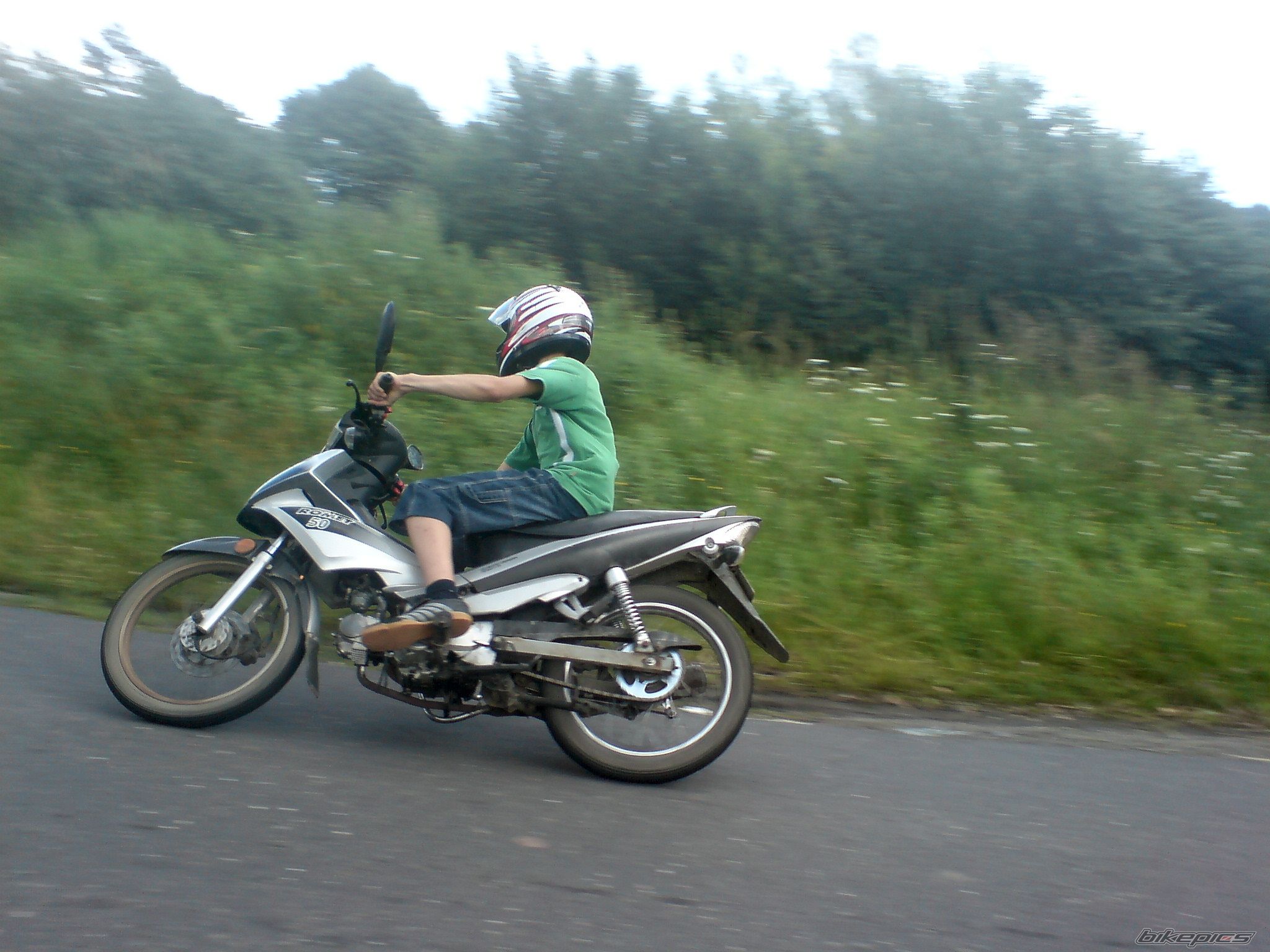 Photo 2097887