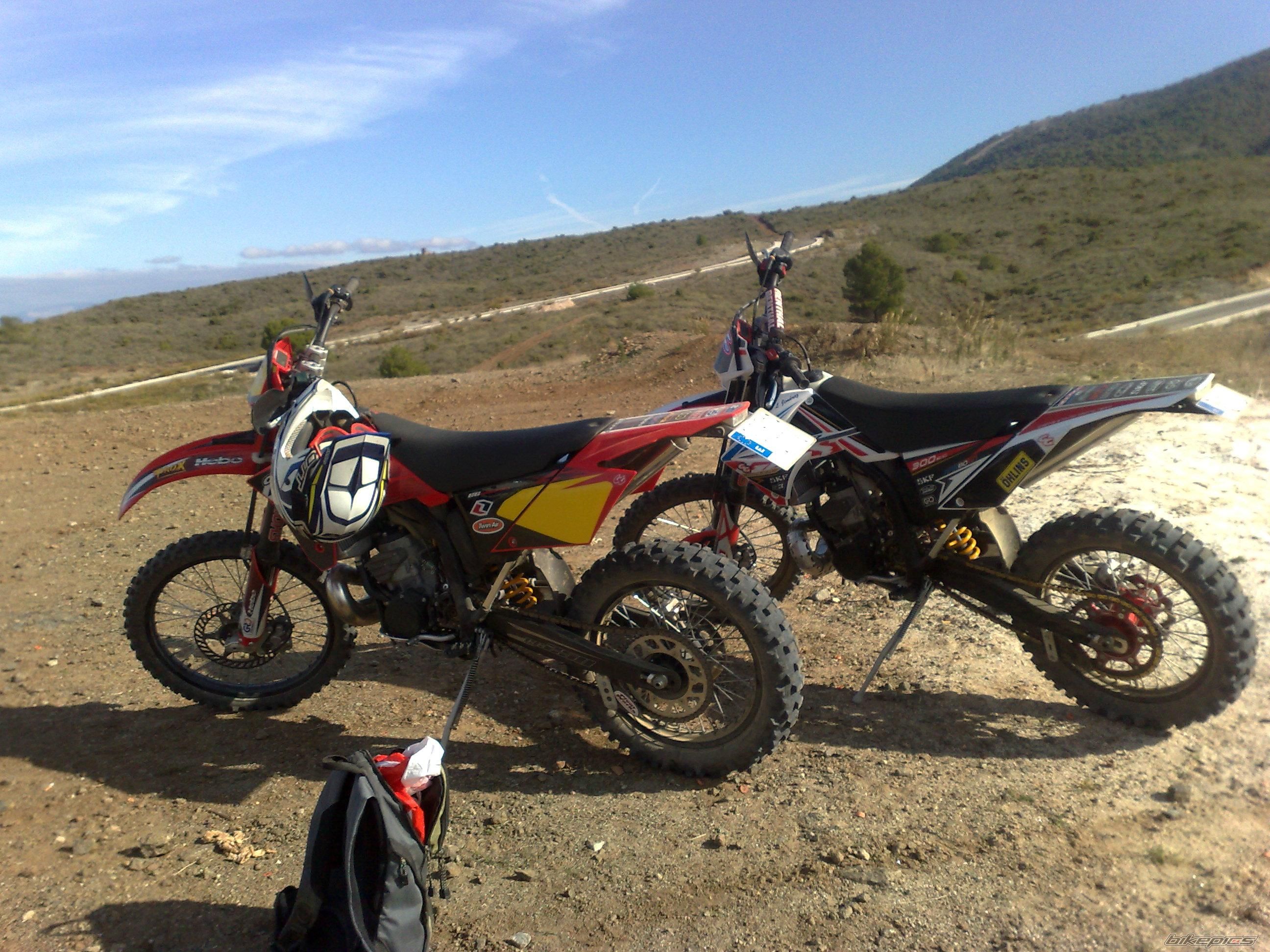Photo 2098018