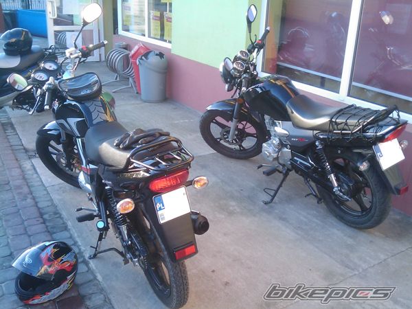 Photo 2098043