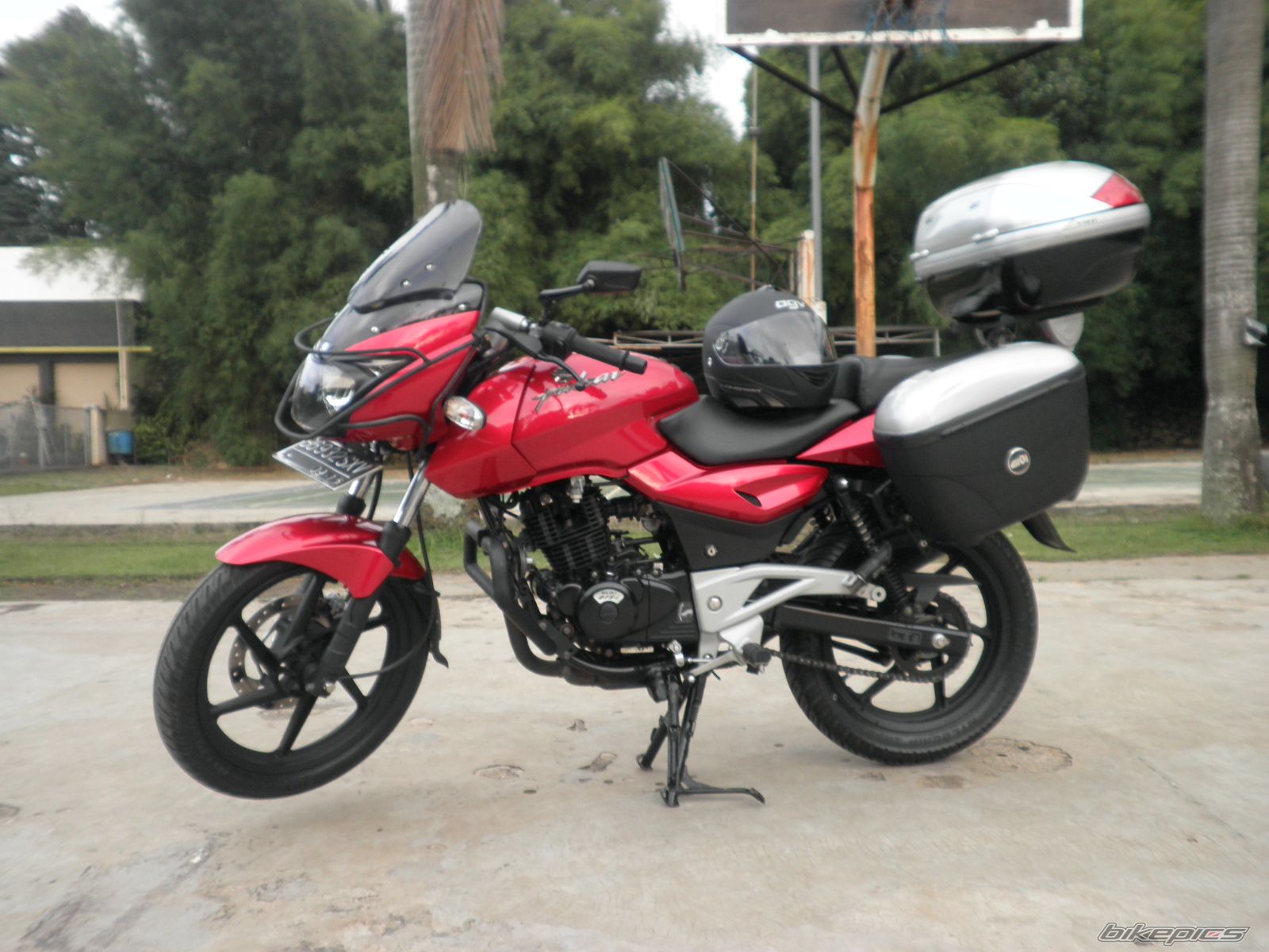 Photo 2098045