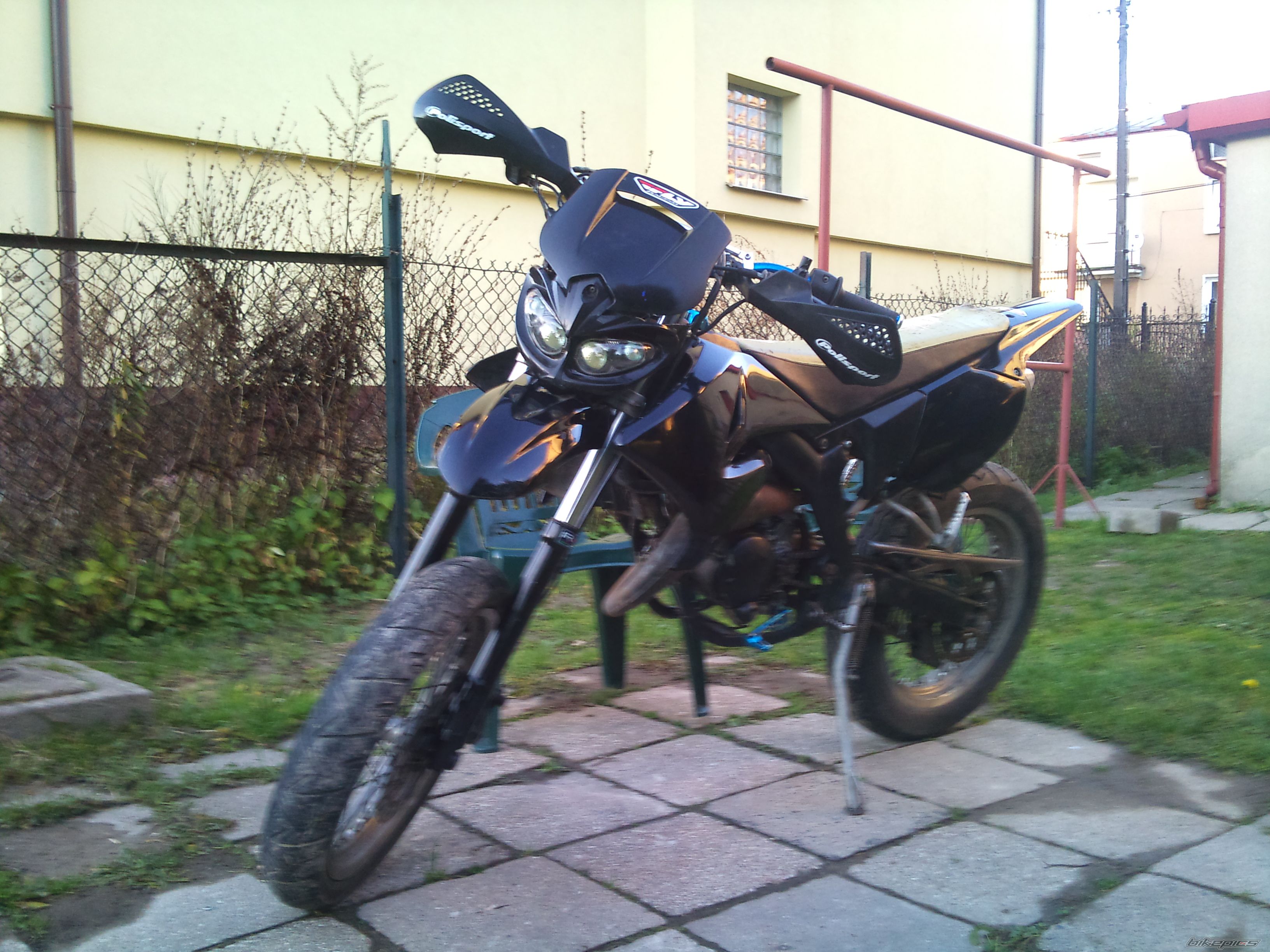 Photo 2098440