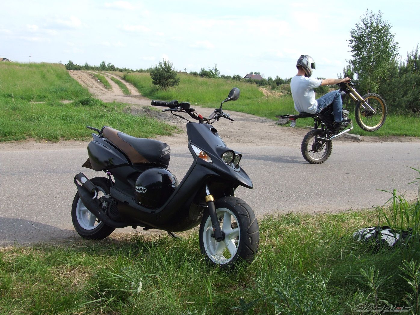 Photo 2100412