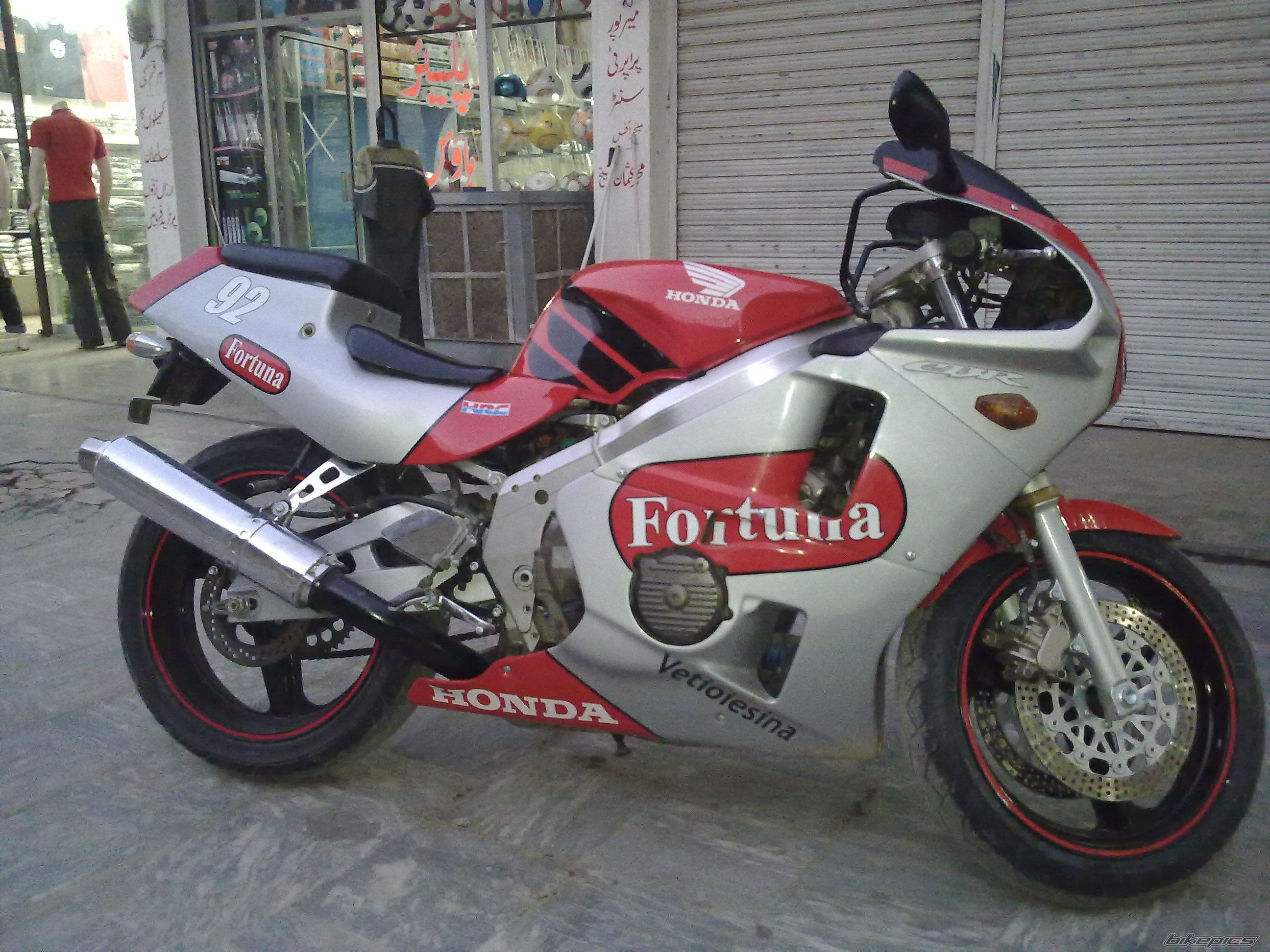 Photo 2100774