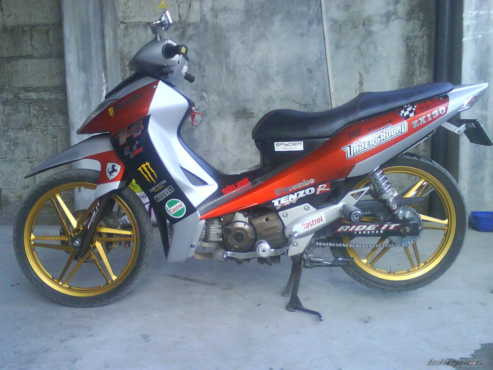 Photo 2100775