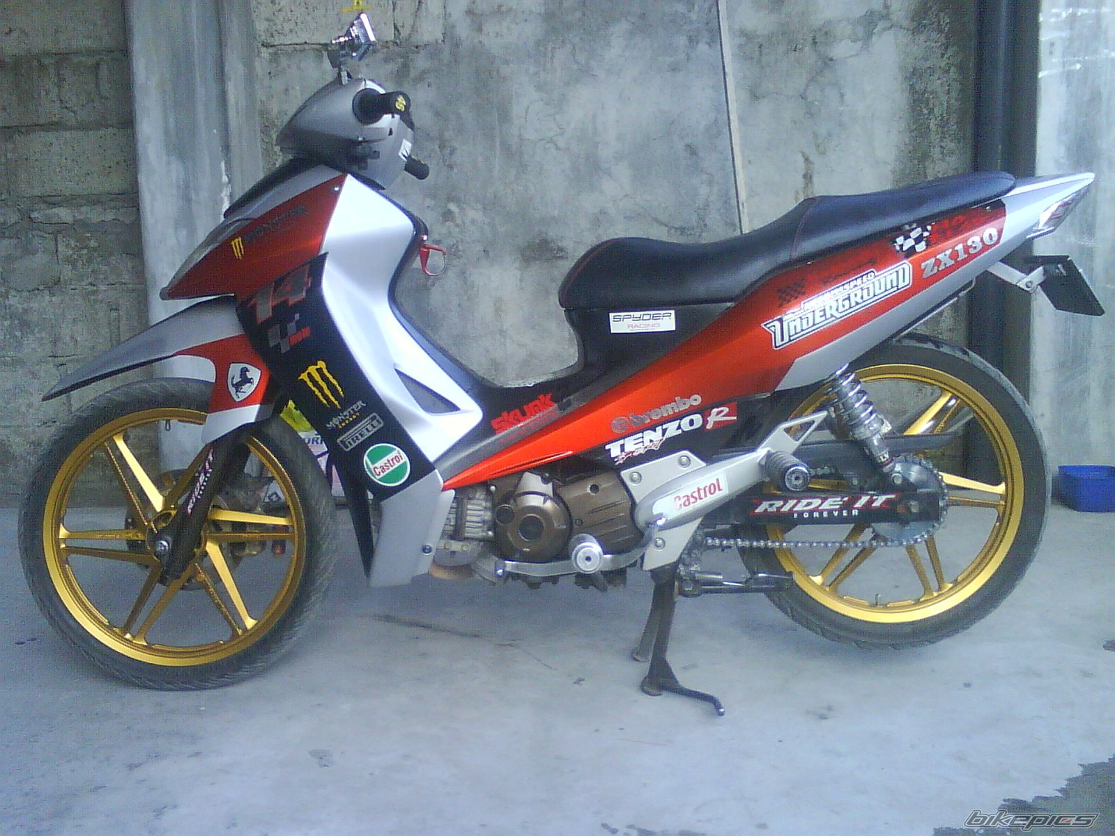 Photo 2100776