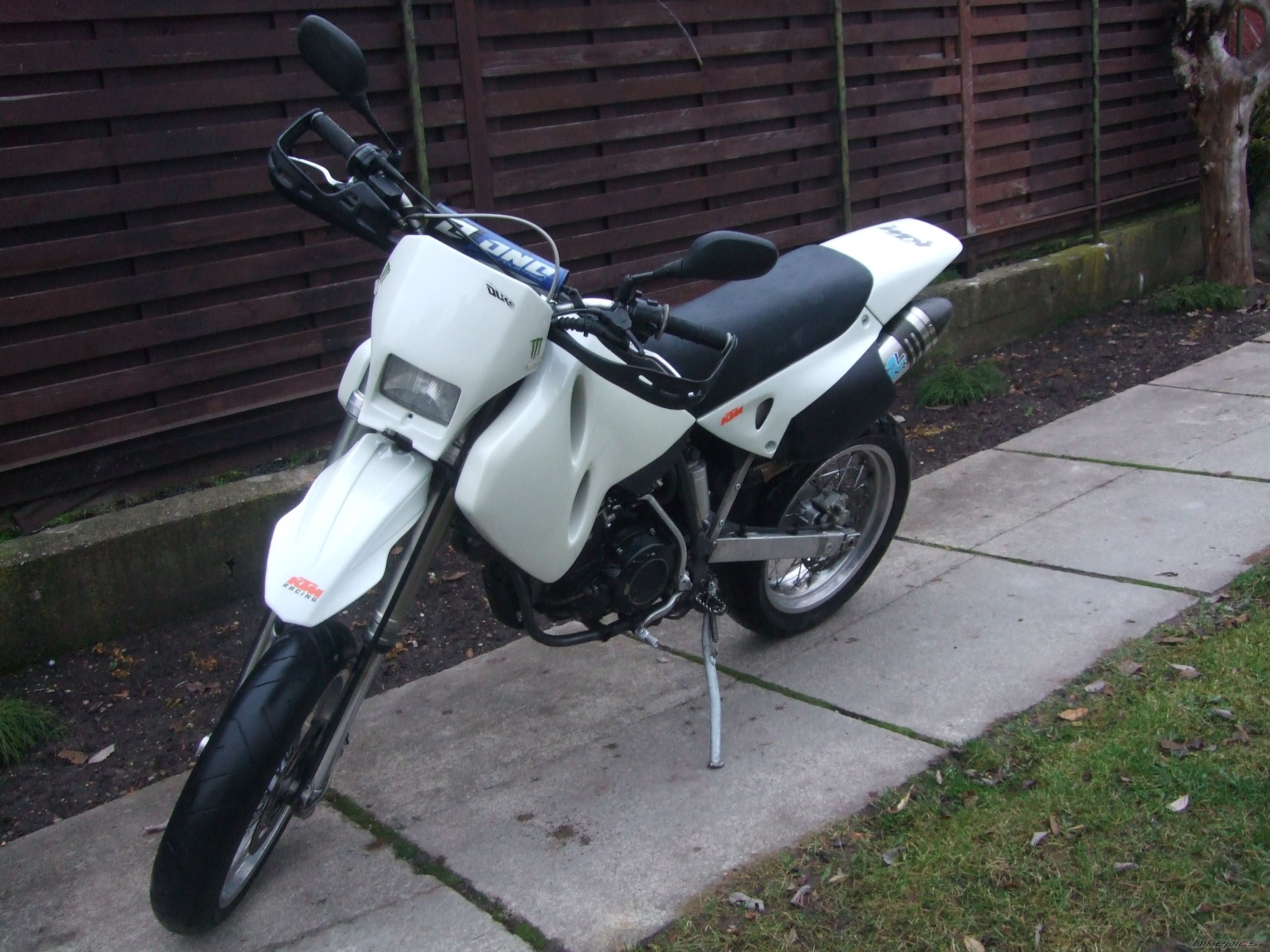 Photo 2102456