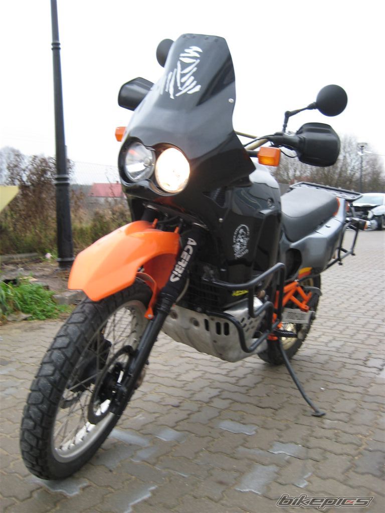 Photo 2102528