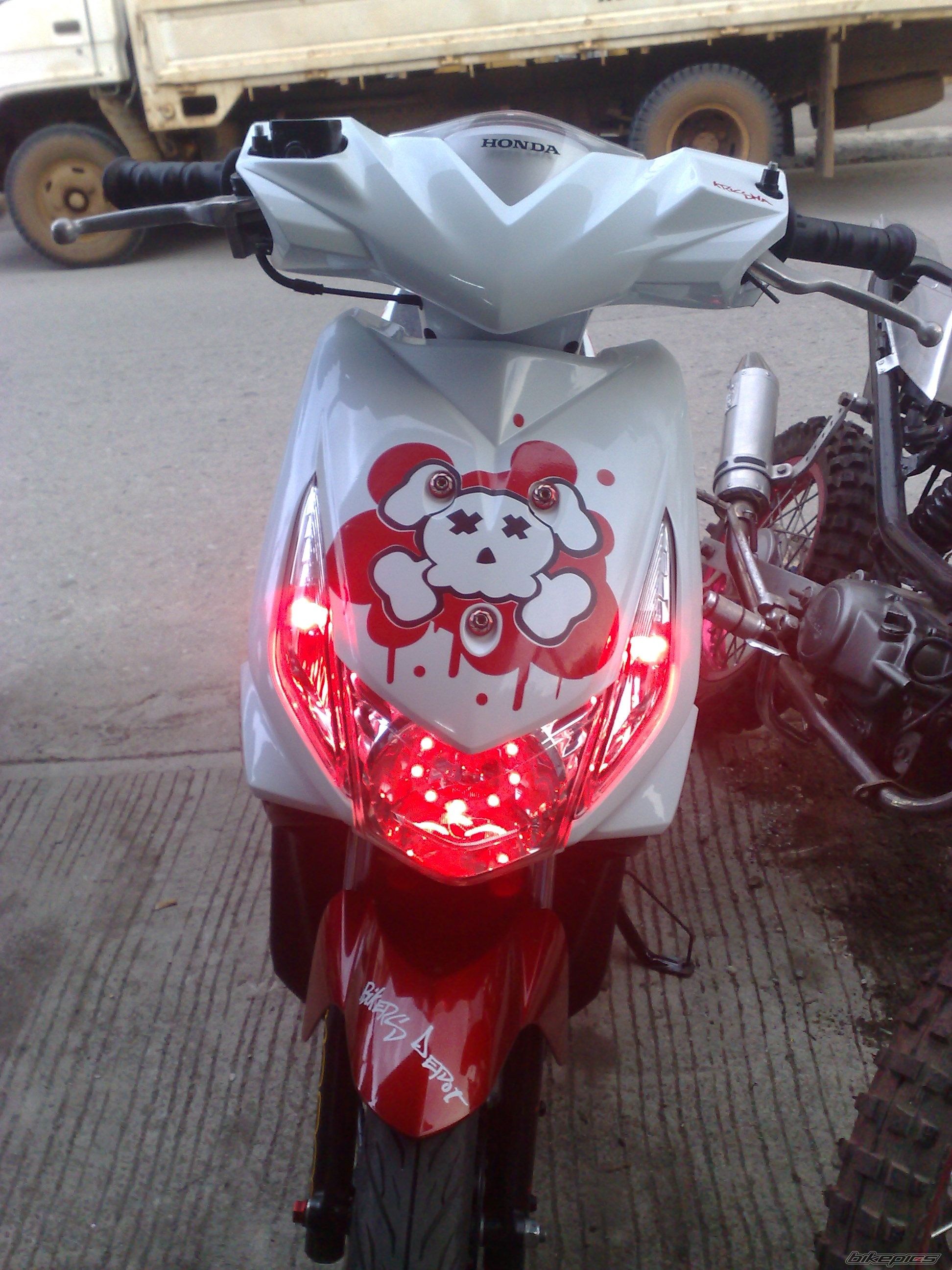 Photo 2103259