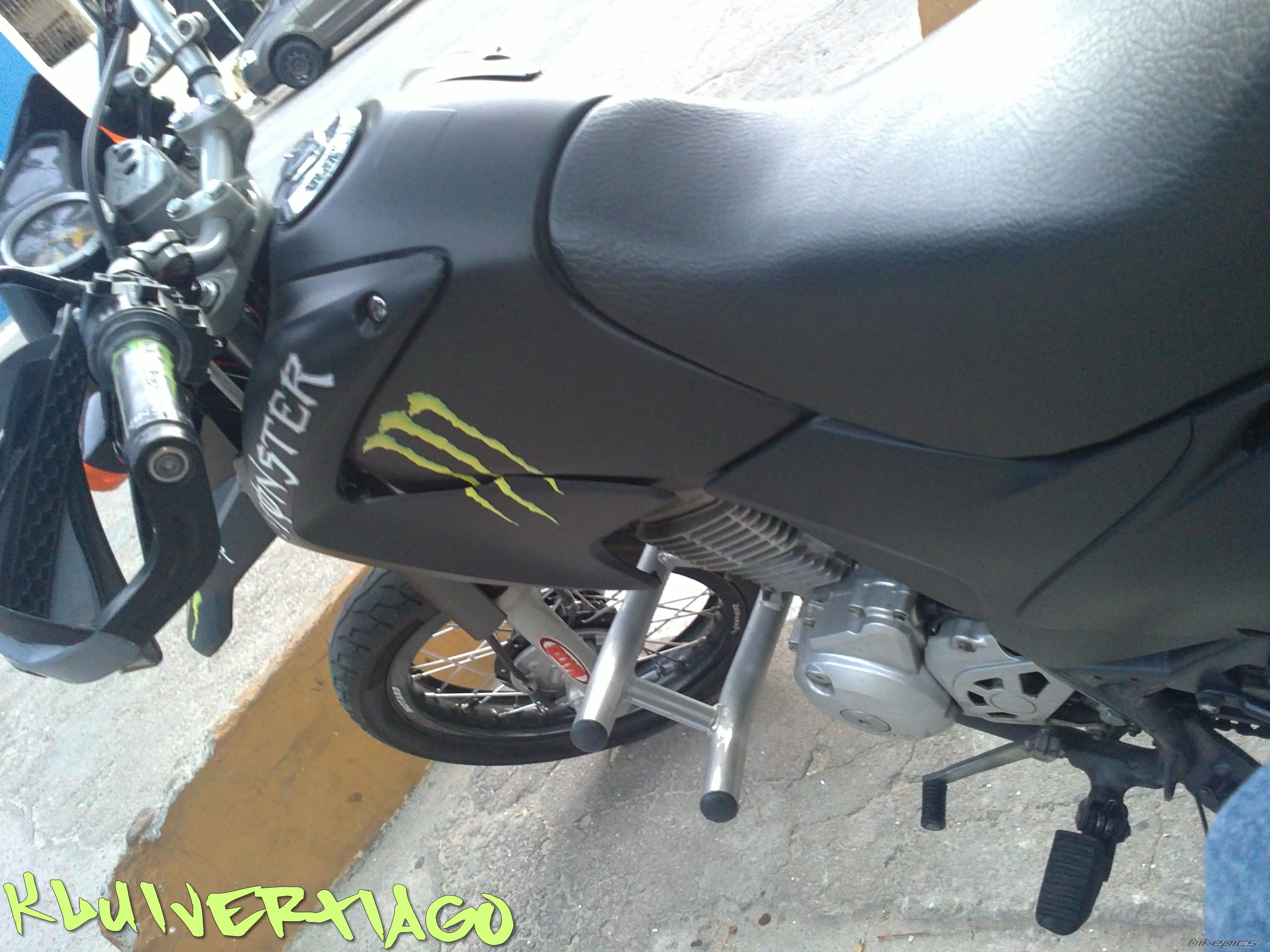 Photo 2103655