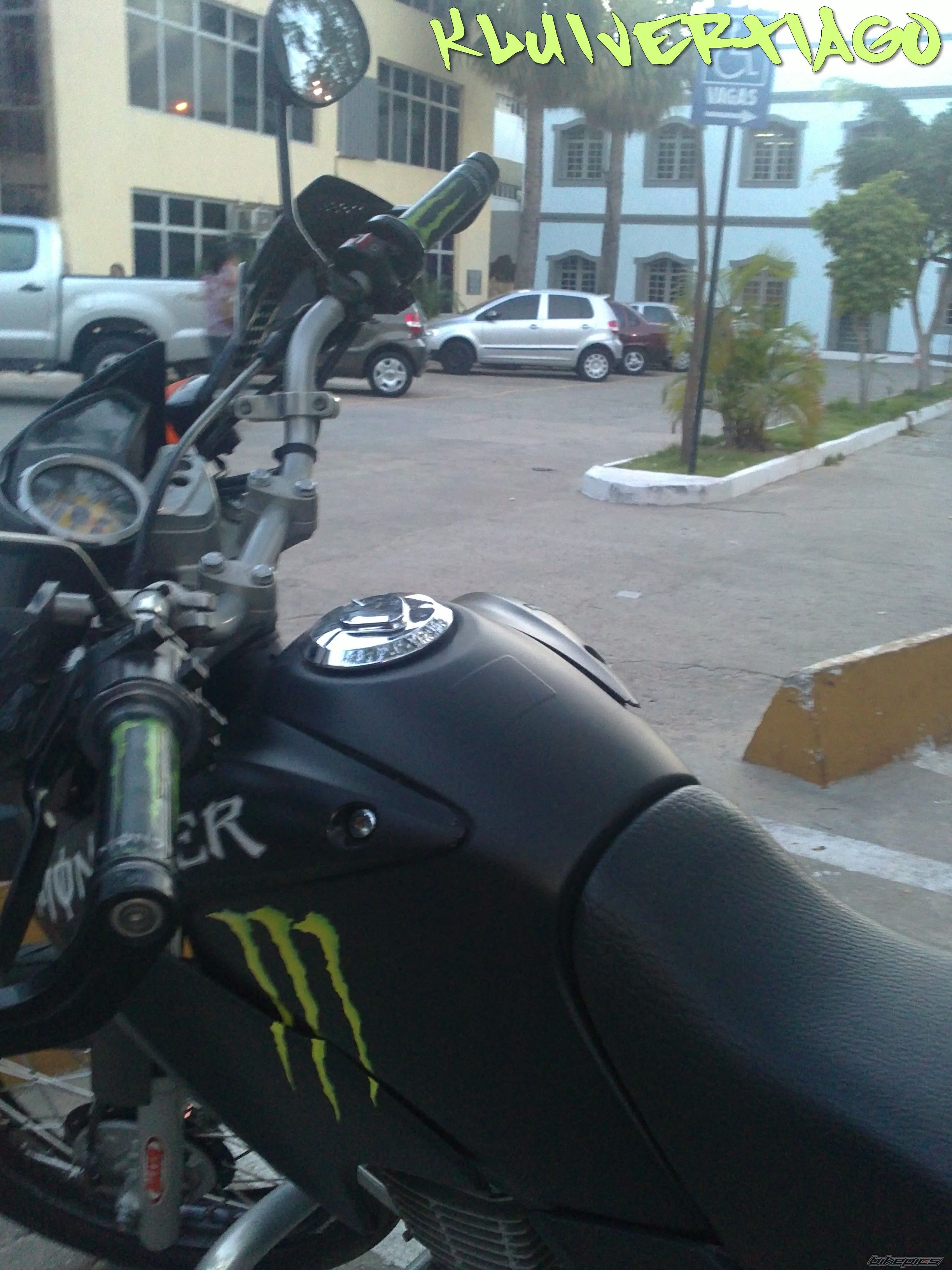Photo 2103660