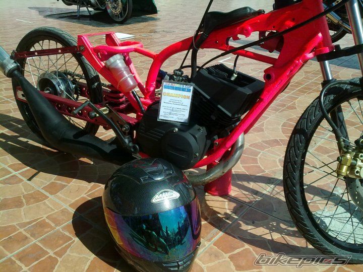 Photo 2103912