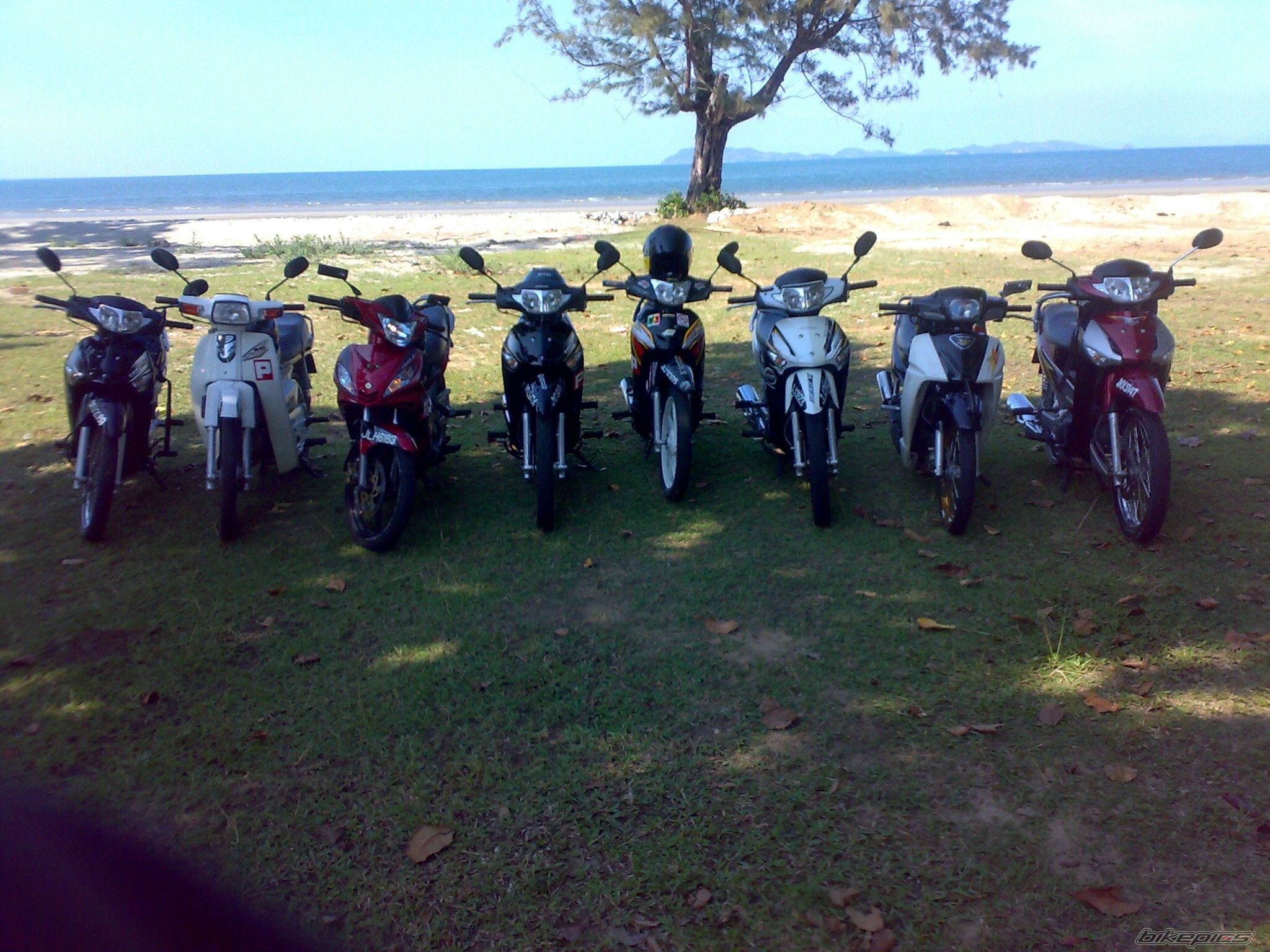 Photo 2104212