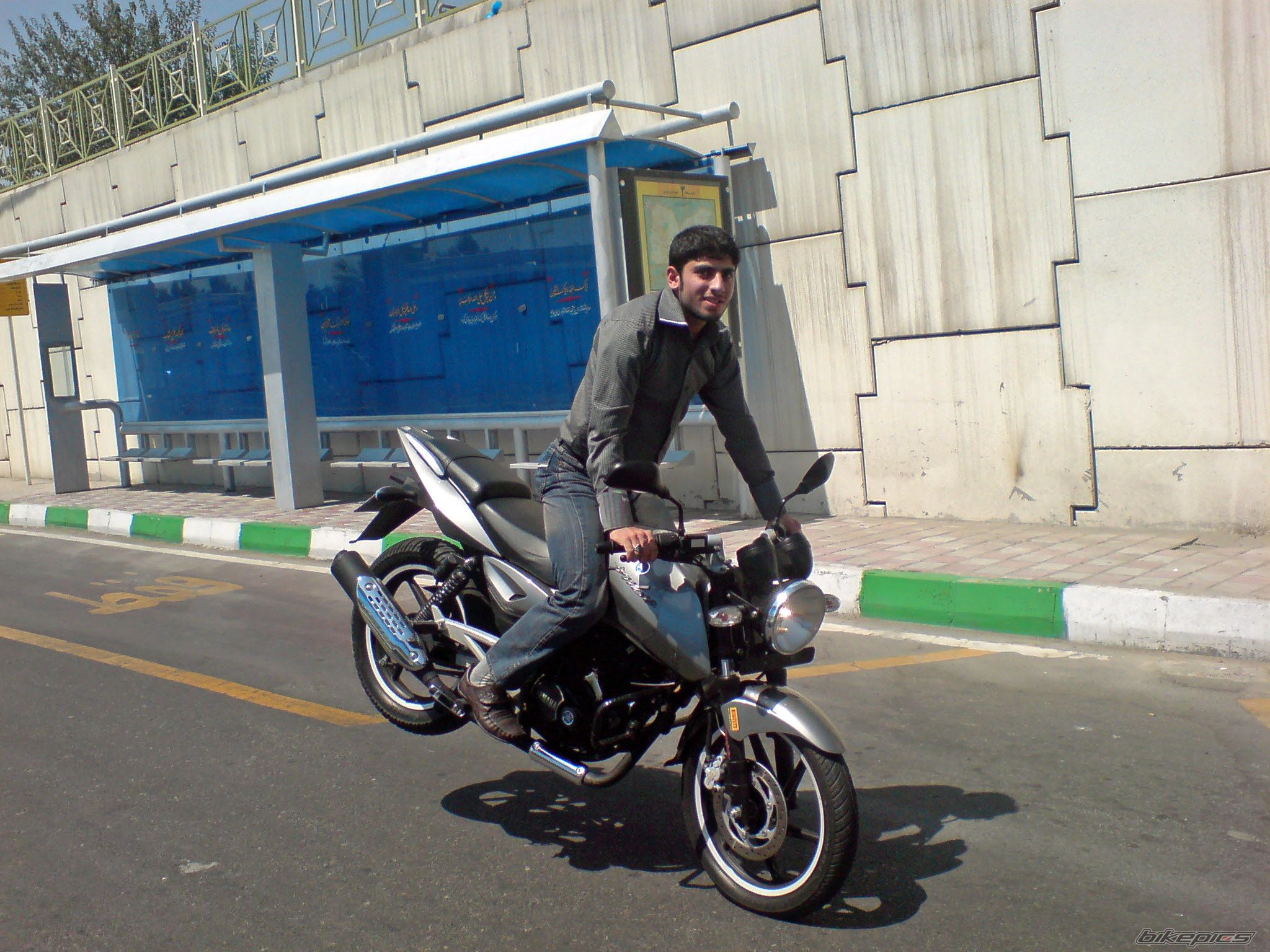 Photo 2104281
