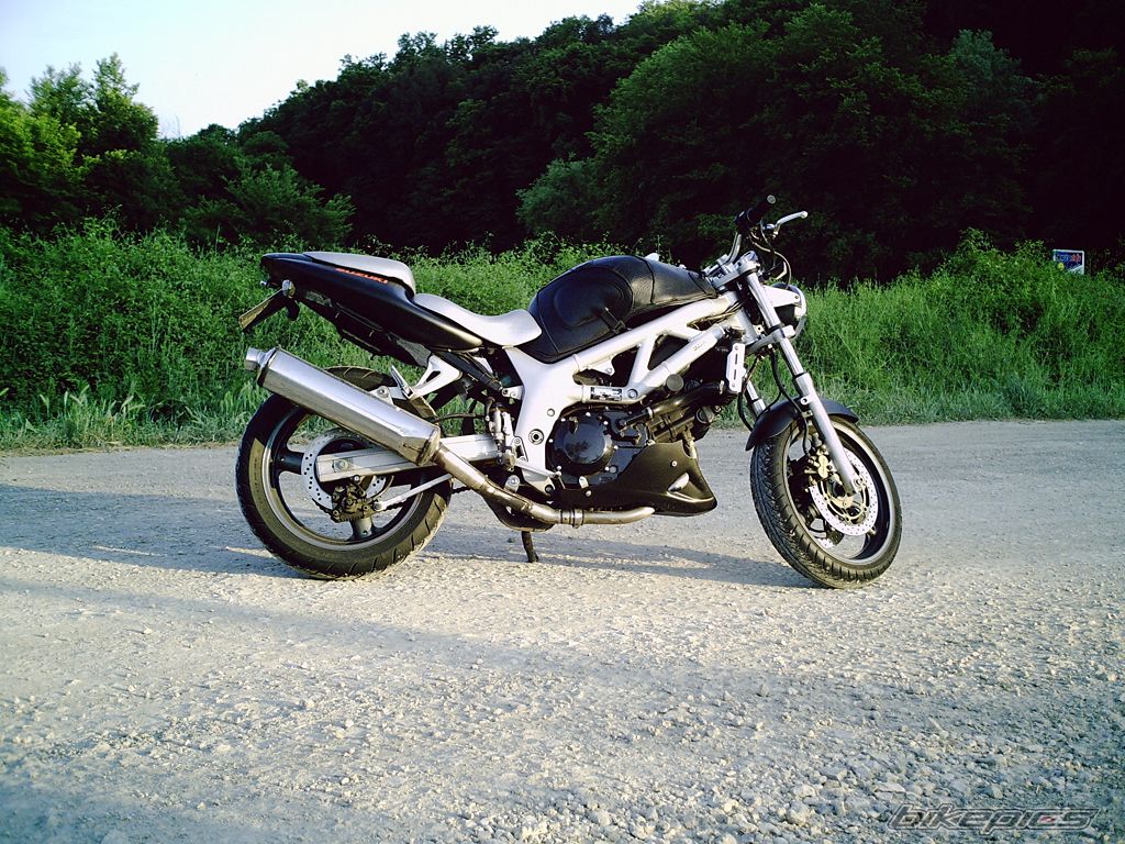 Photo 2104472