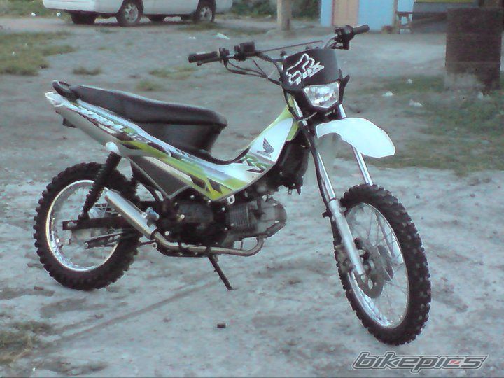 Photo 2104893