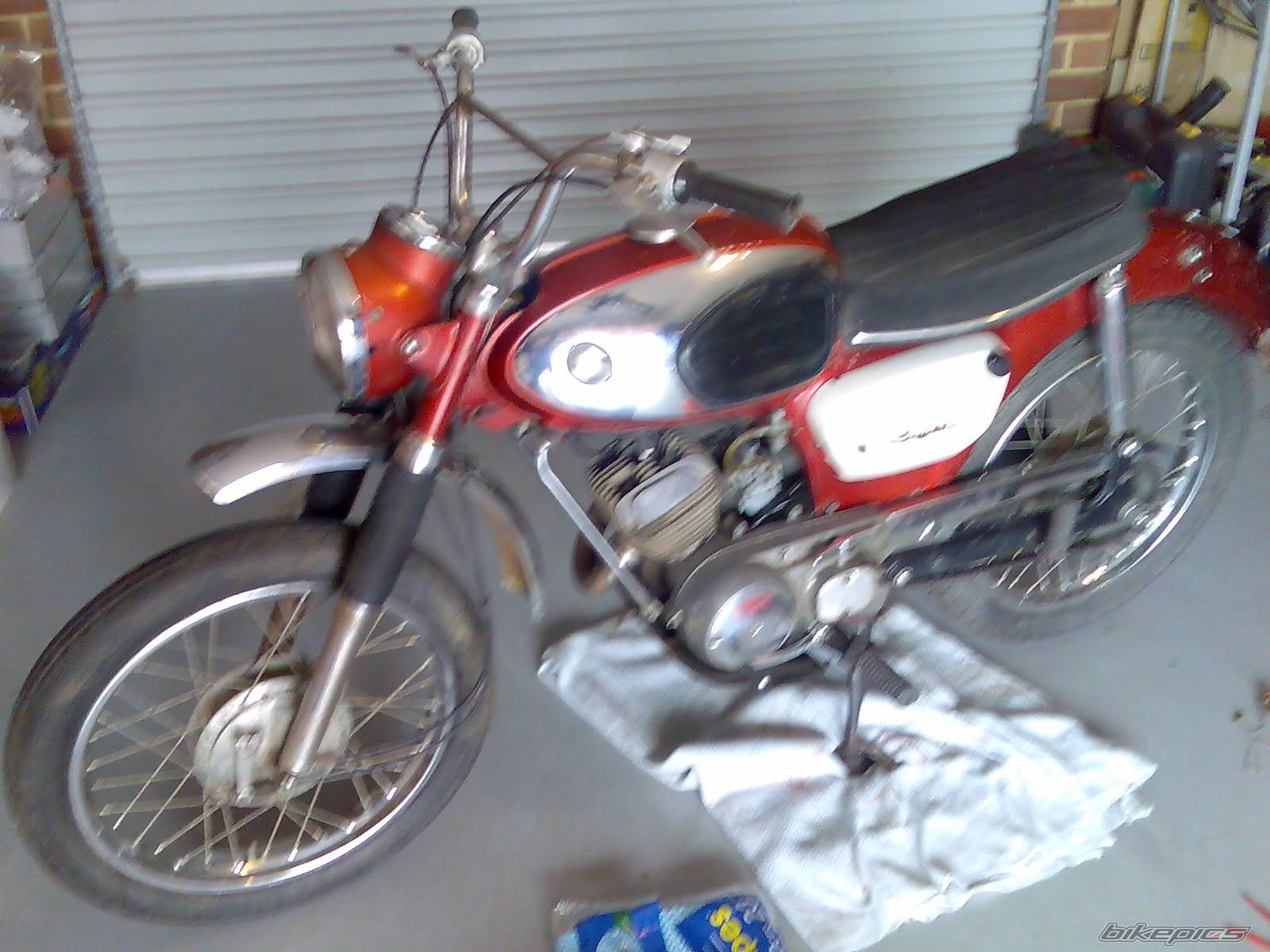 Photo 2105511