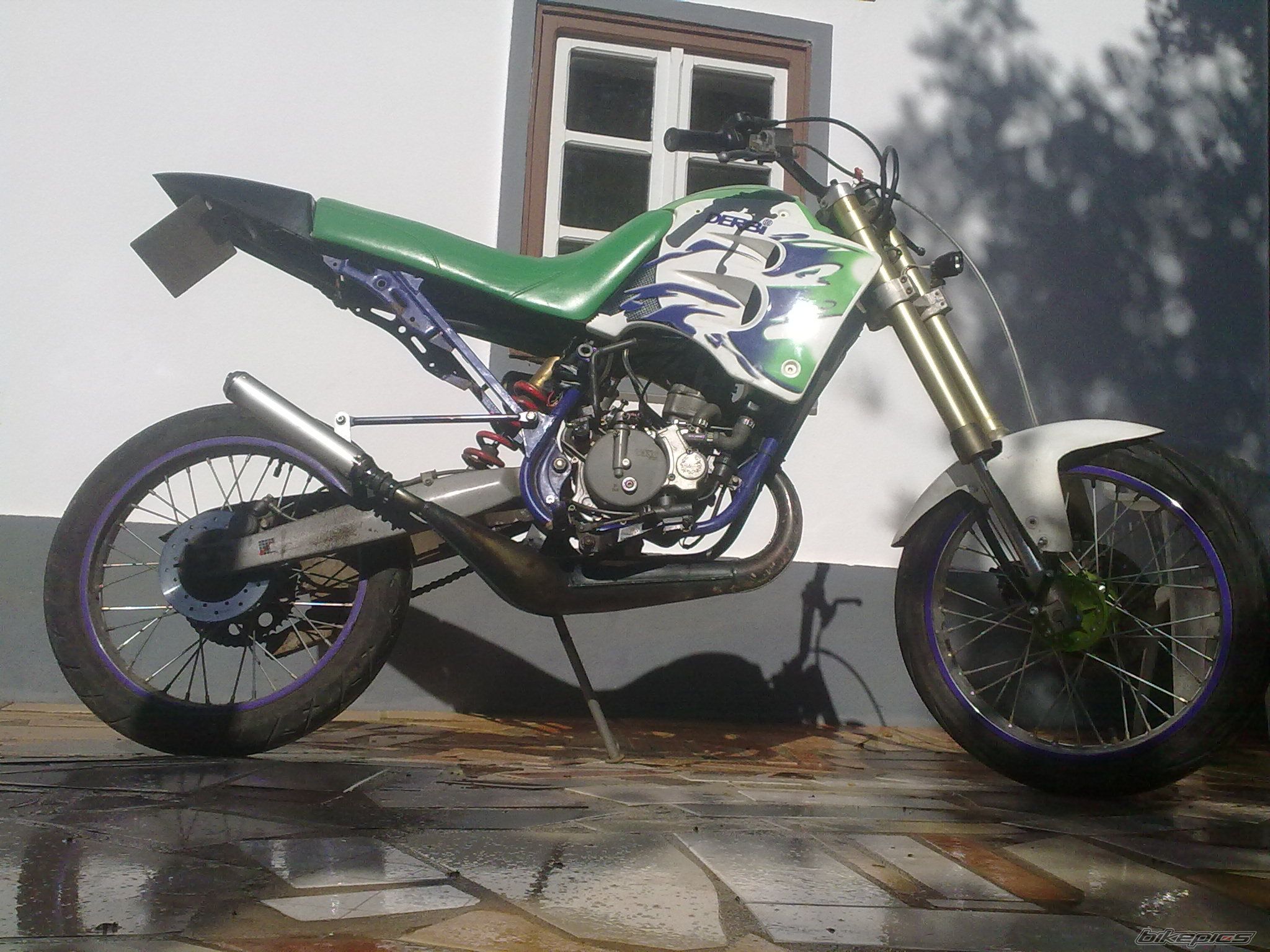 Photo 2106935