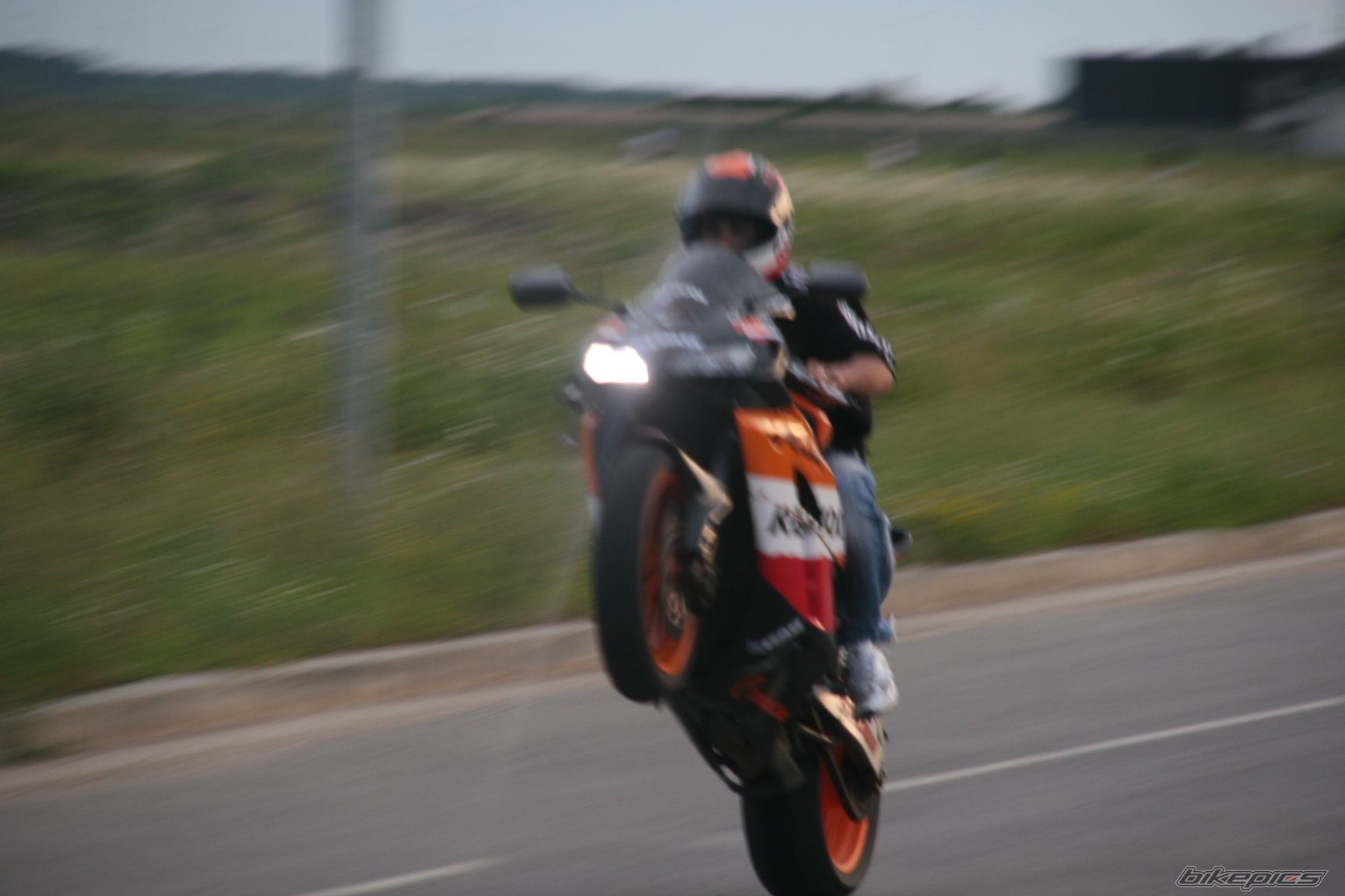 Photo 2107089