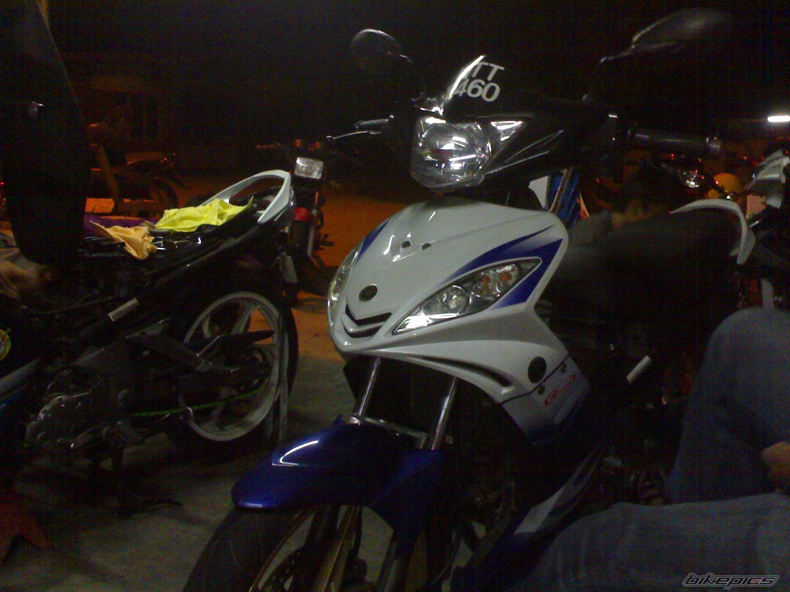 Photo 2108357